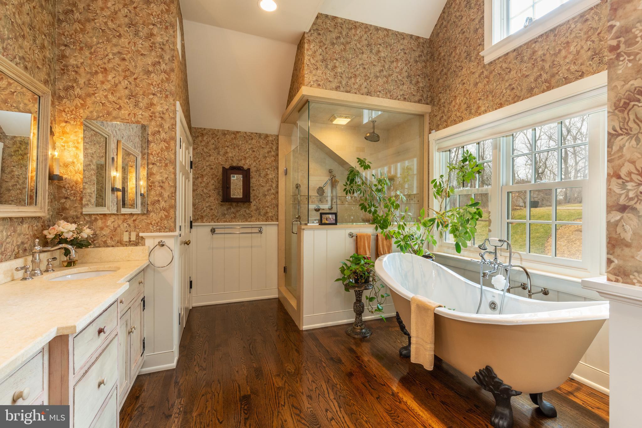 RADNOR HUNT - Residential