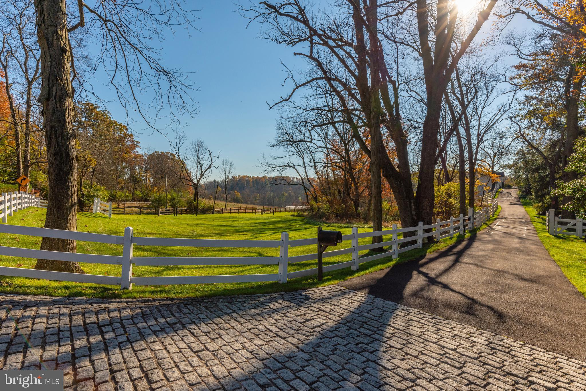 RADNOR HUNT - Residential
