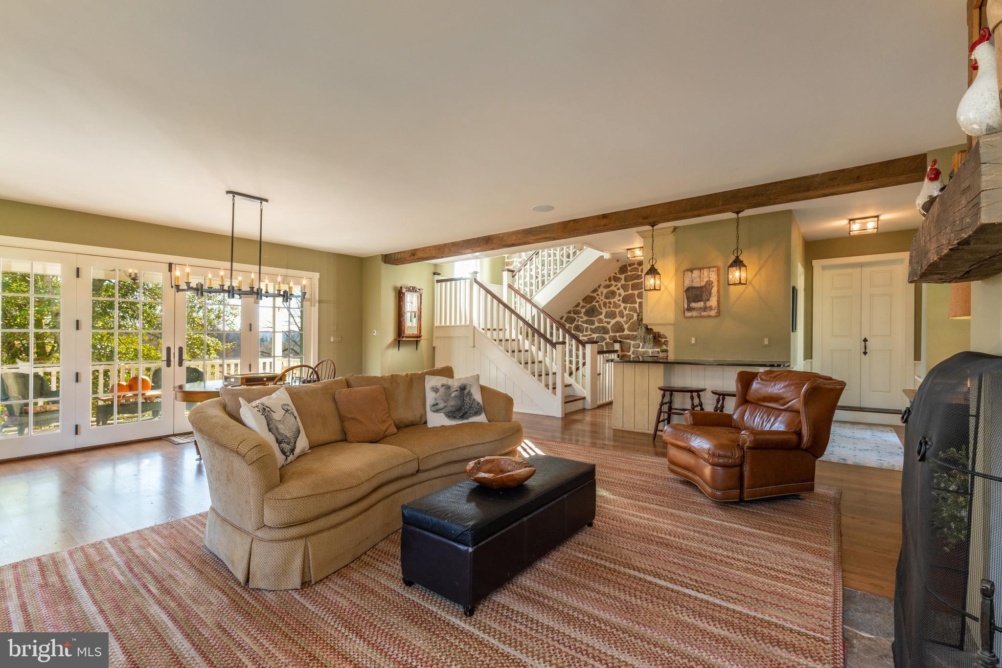 RADNOR HUNT - Residential