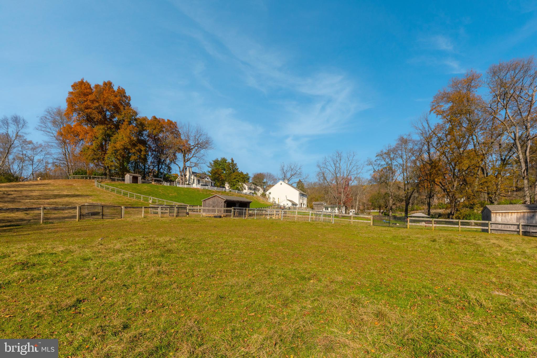 RADNOR HUNT - Residential