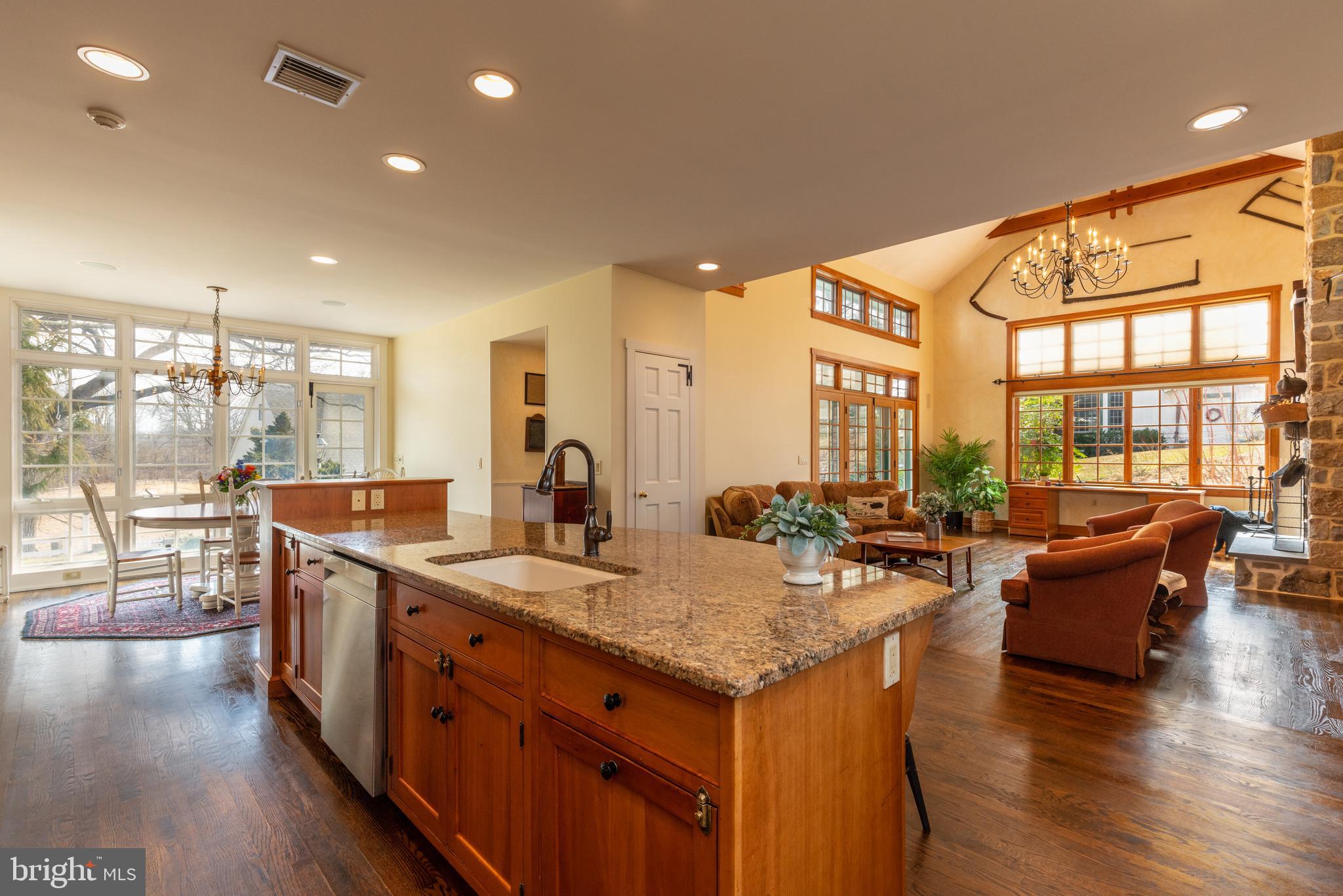RADNOR HUNT - Residential