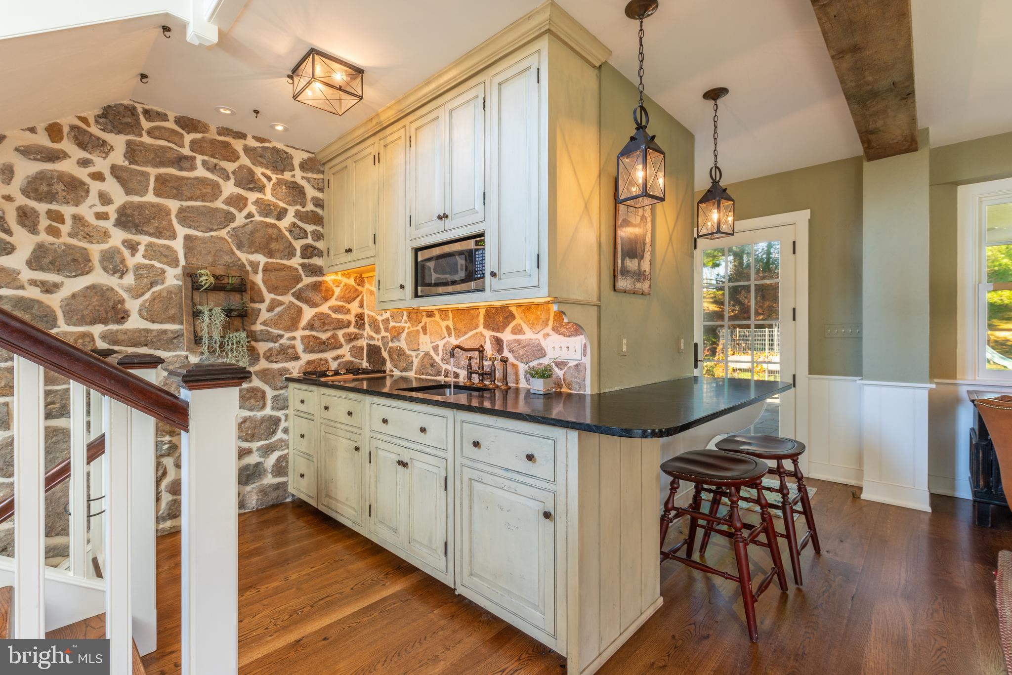 RADNOR HUNT - Residential