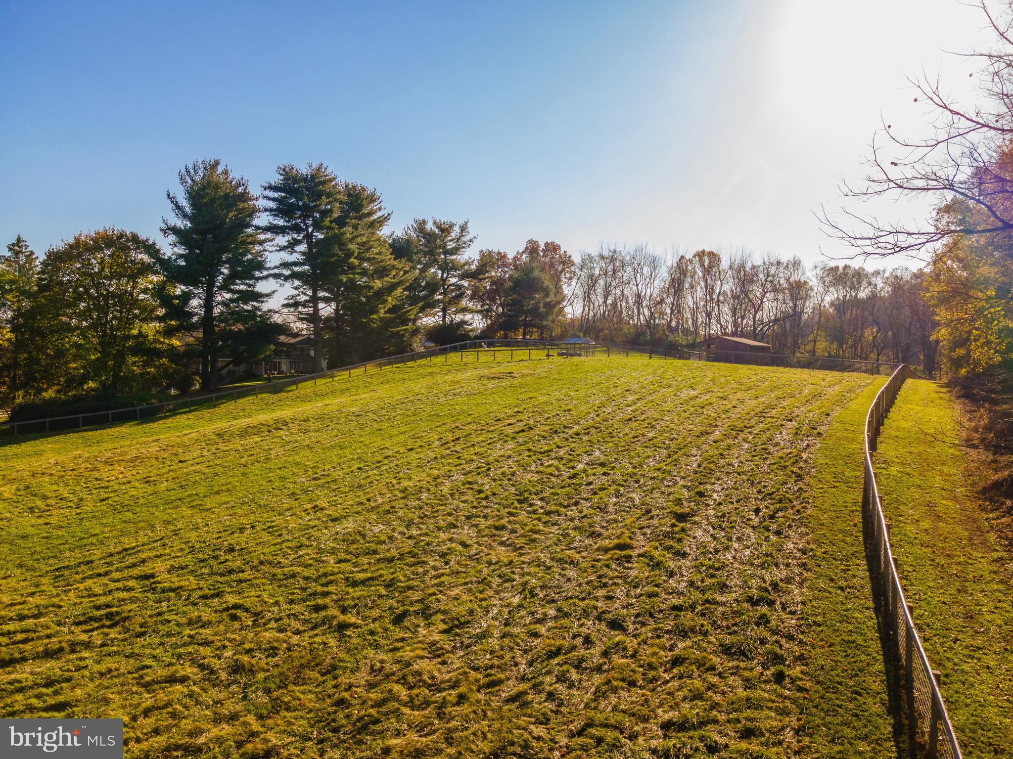 RADNOR HUNT - Residential