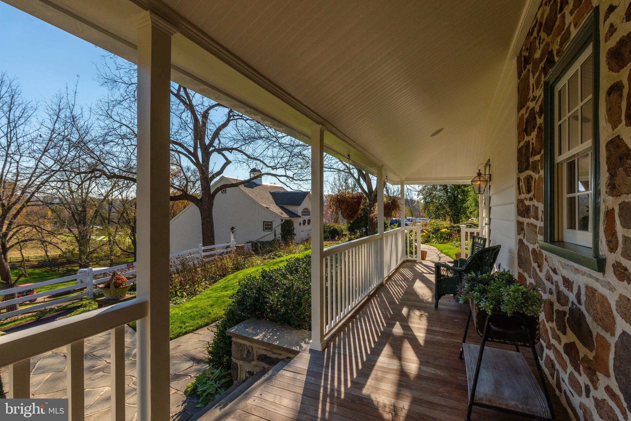 RADNOR HUNT - Residential
