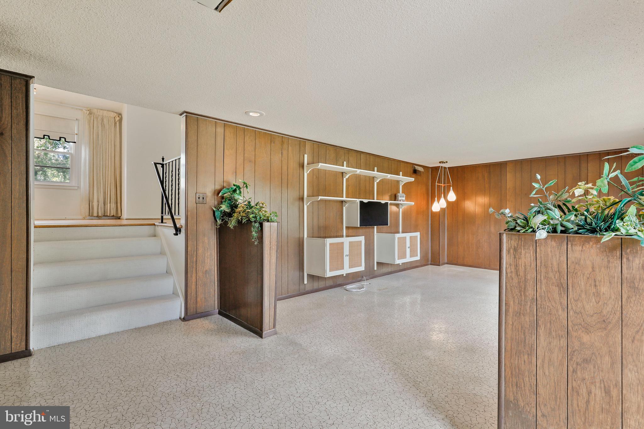 CAMPFIELD GARDENS - Residential