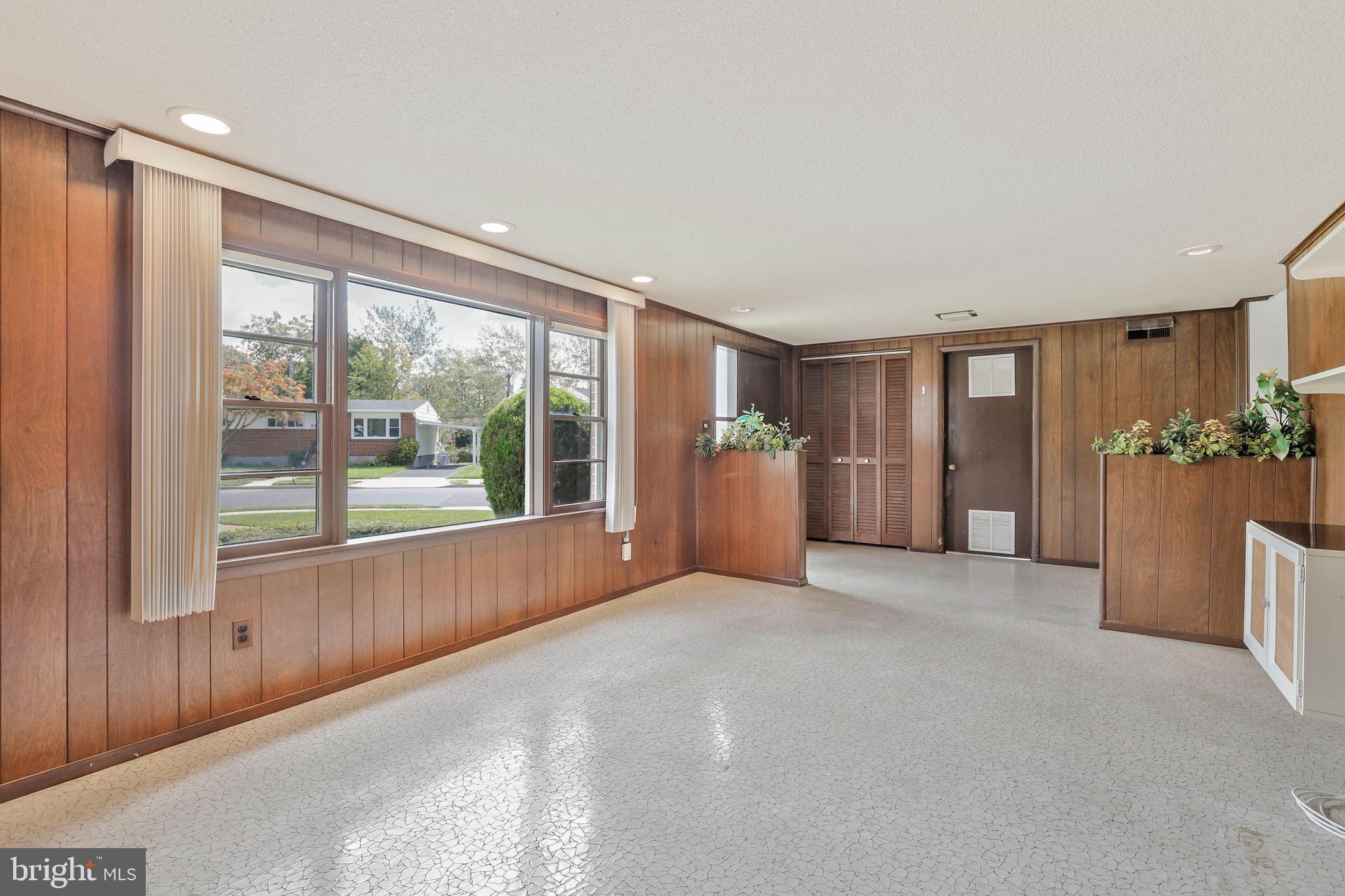 CAMPFIELD GARDENS - Residential