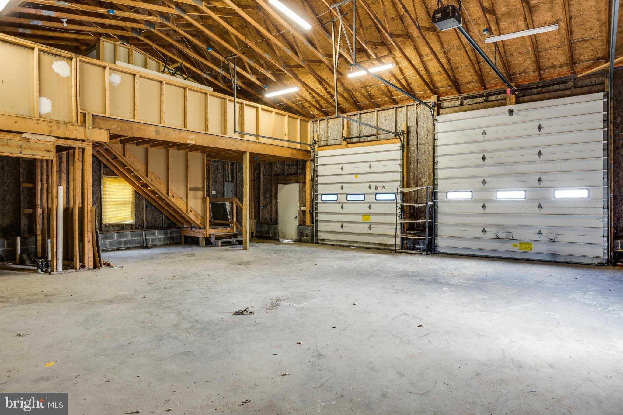 SUMMERSET - Residential