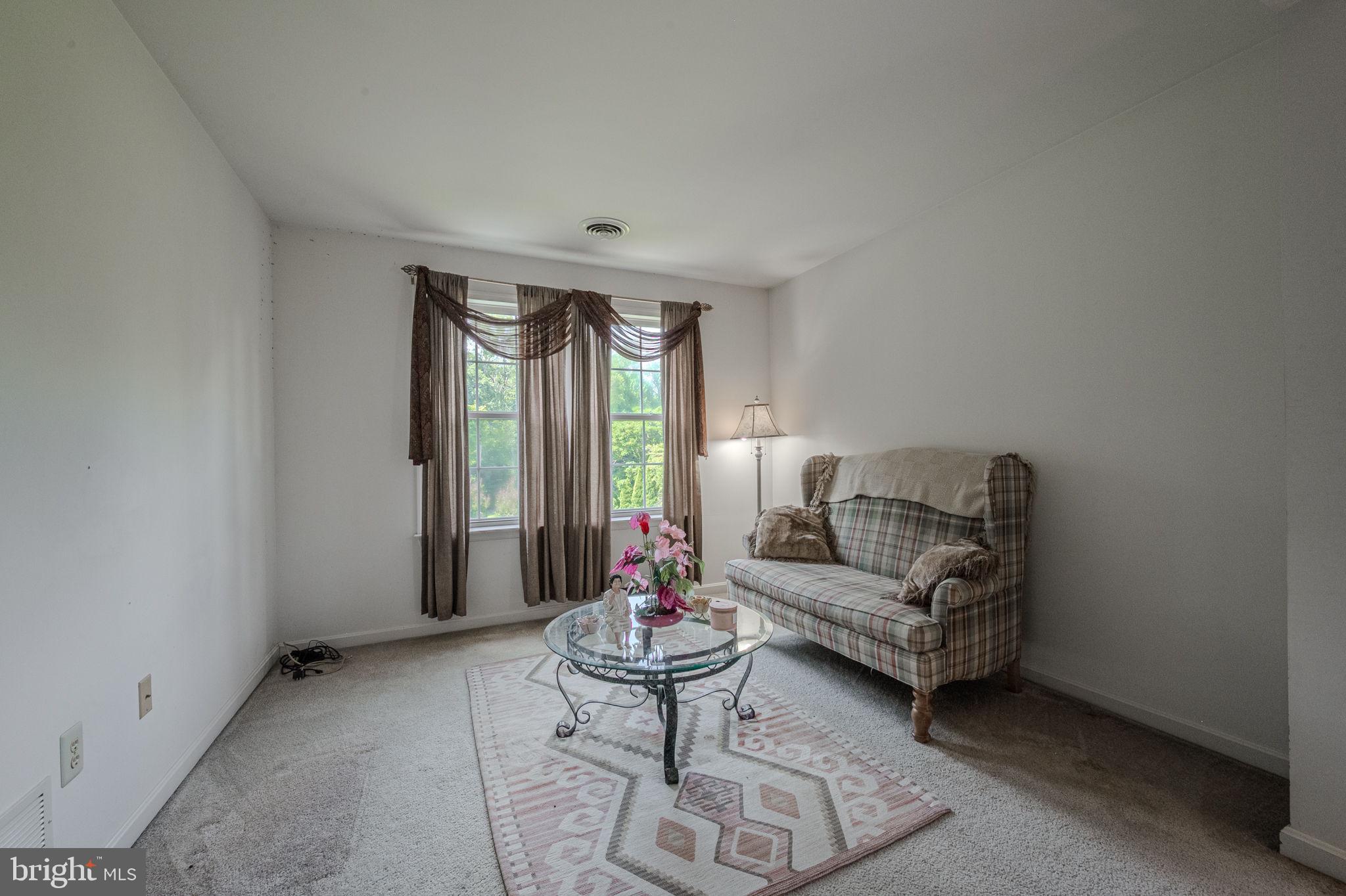 PLEASANT HILL - Residential