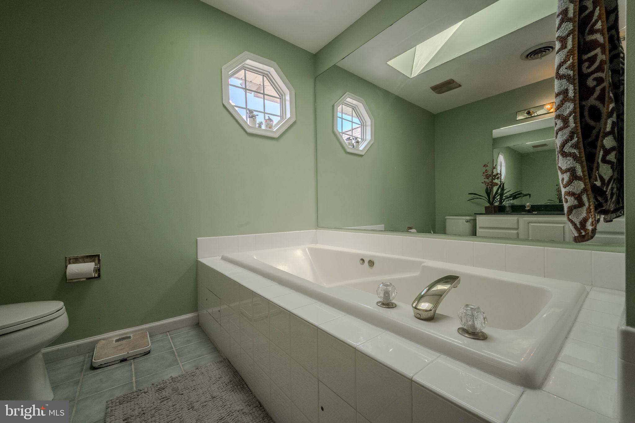 PLEASANT HILL - Residential