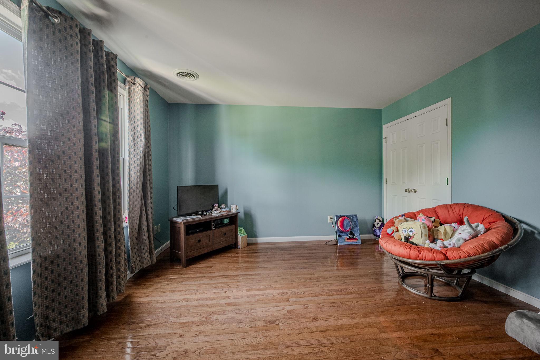 PLEASANT HILL - Residential