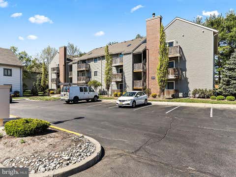 Condo For Sale - 1913 Ravens Crest<br/> PLAINSBORO, NJ 08536