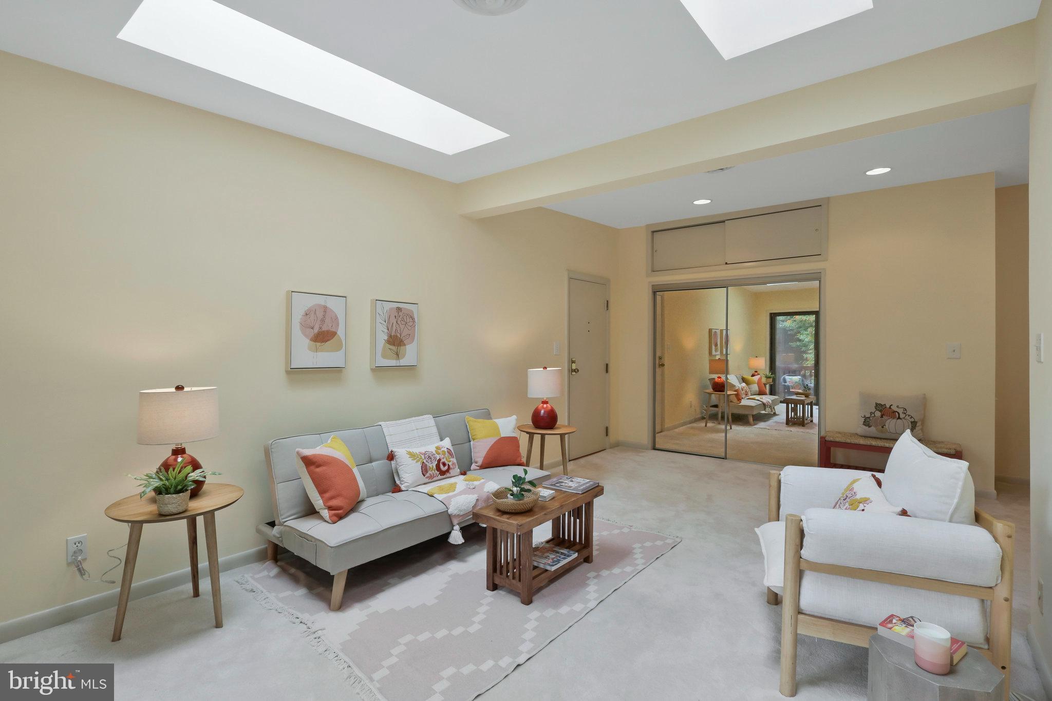 SEMINARY WALK - Residential