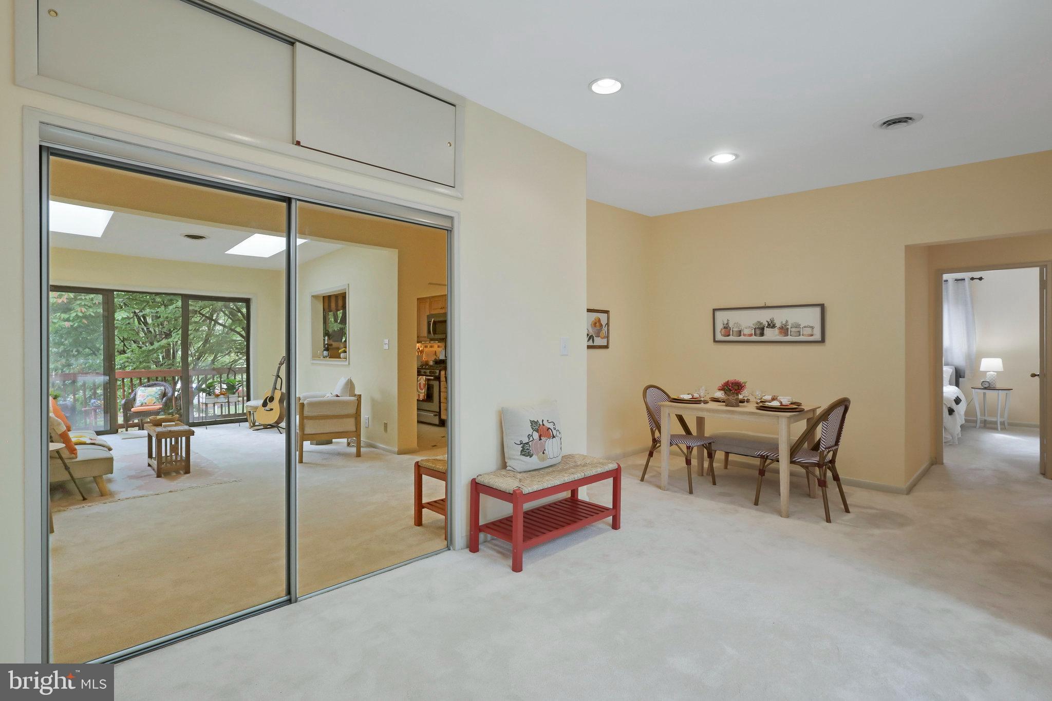 SEMINARY WALK - Residential