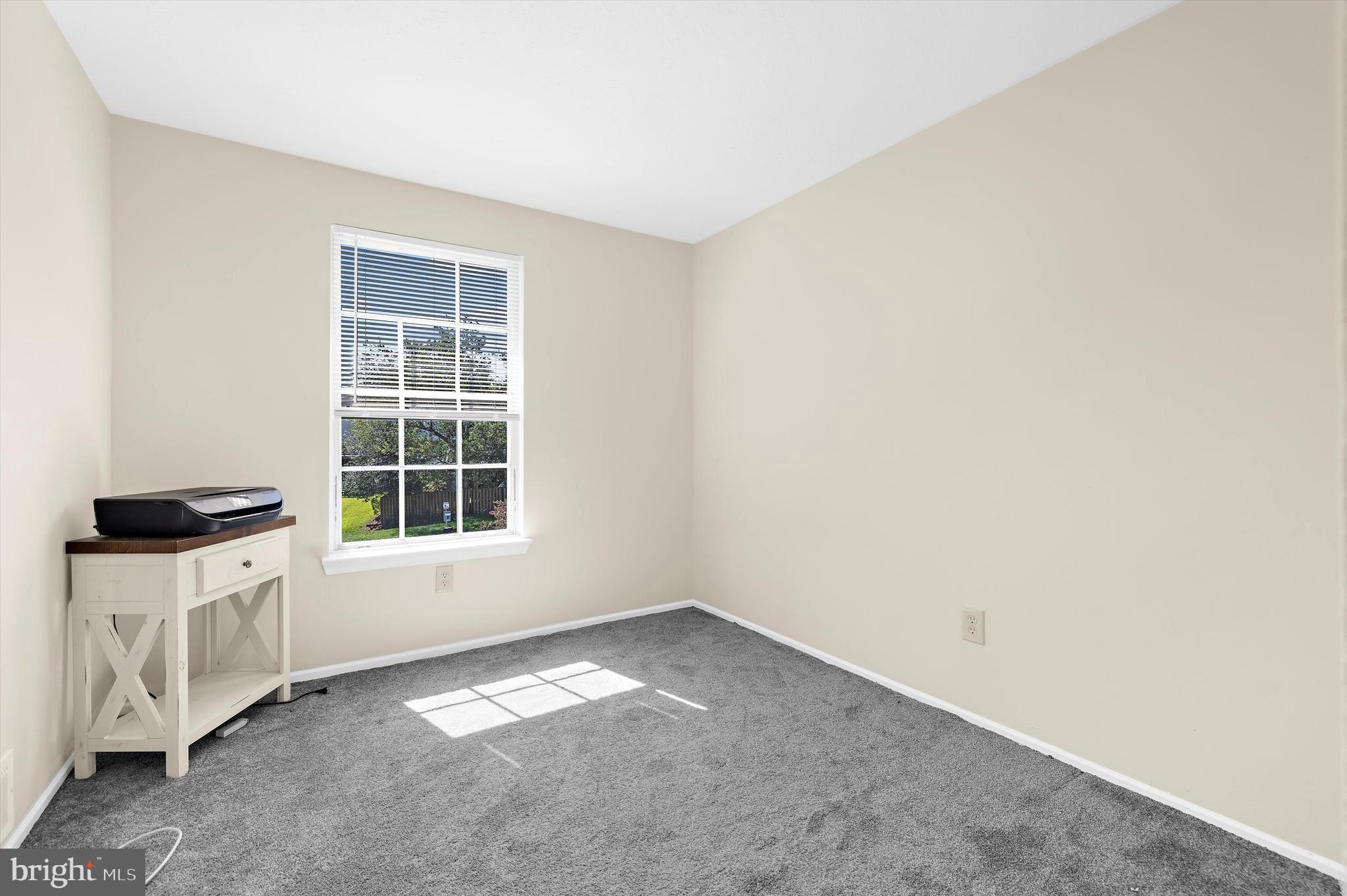 WHISPERING WOODS - Residential