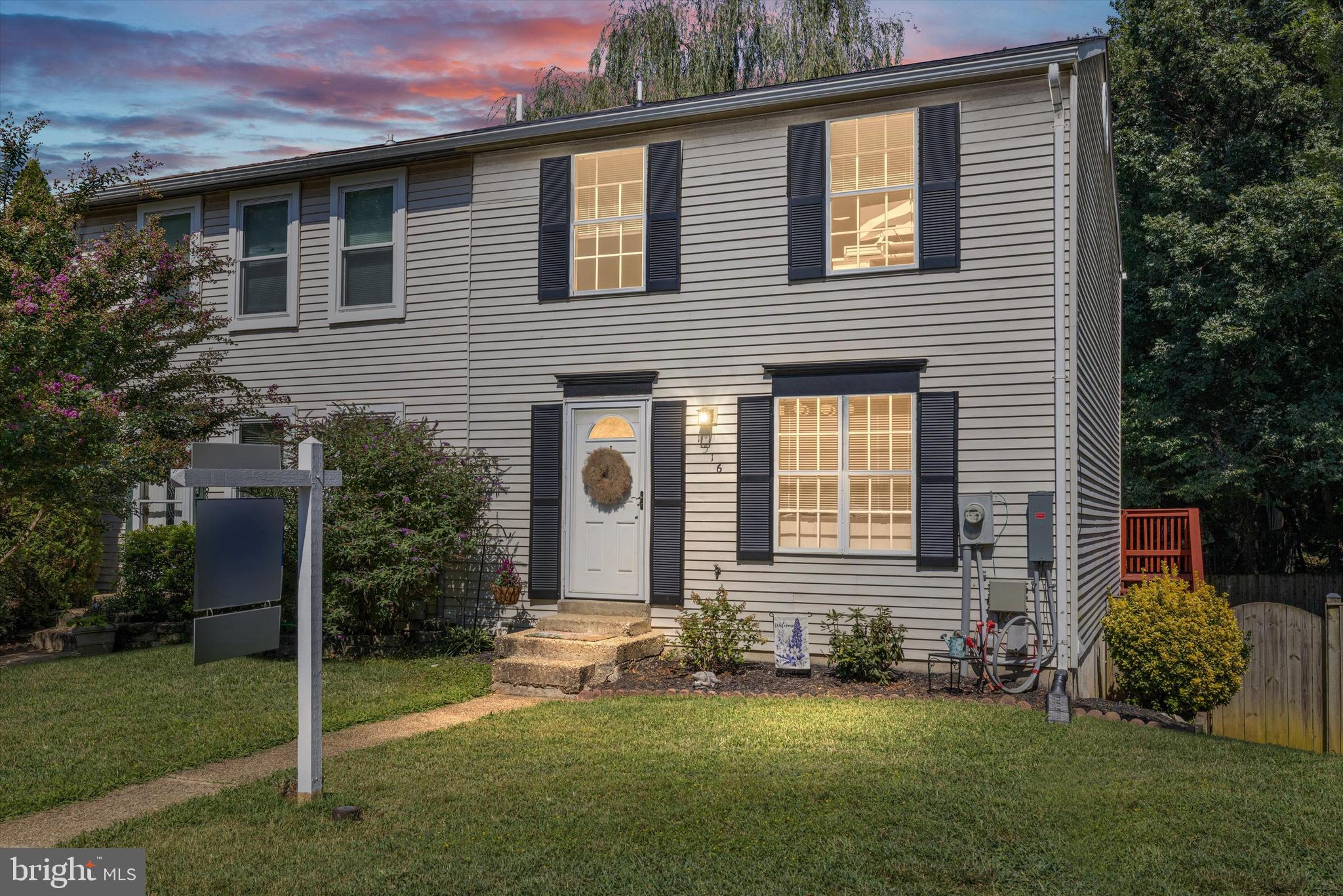 WHISPERING WOODS - Residential