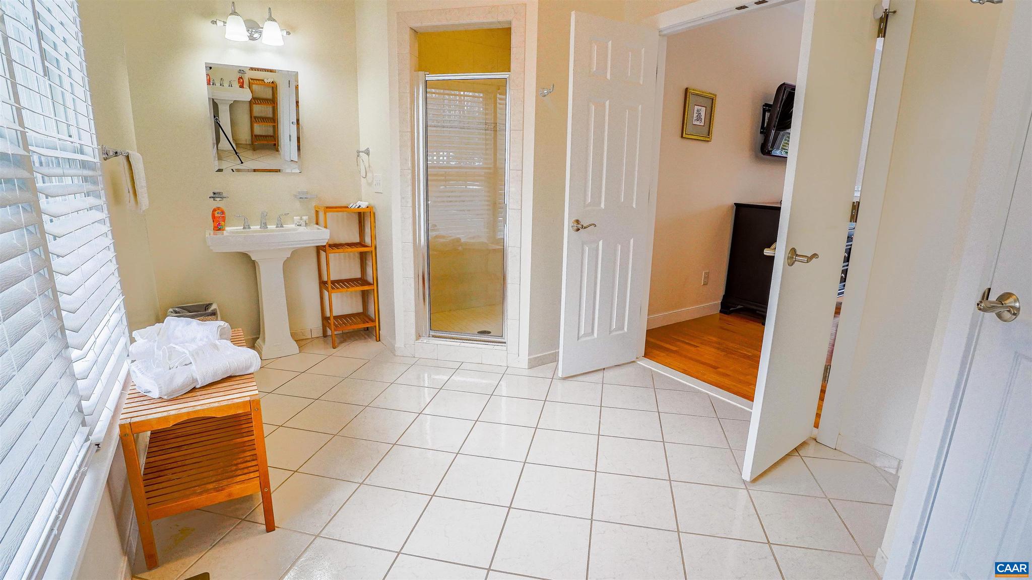 THE WATERS AT LAKE ANNA - Residential