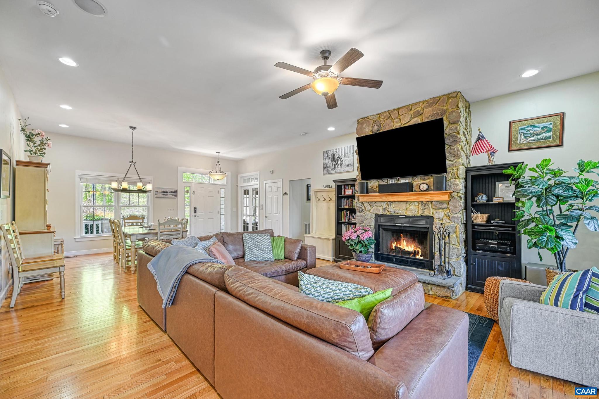 THE WATERS AT LAKE ANNA - Residential