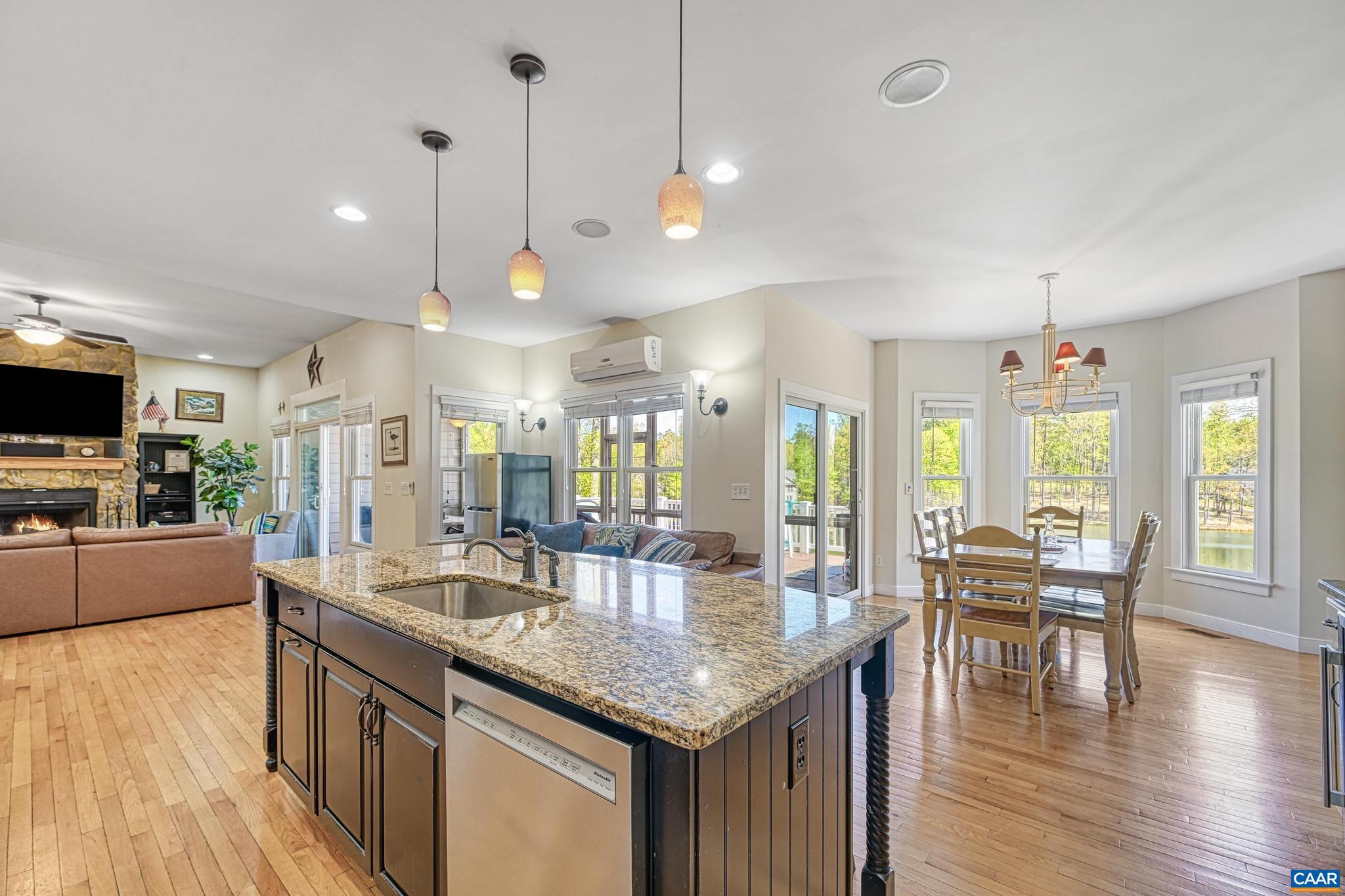 THE WATERS AT LAKE ANNA - Residential