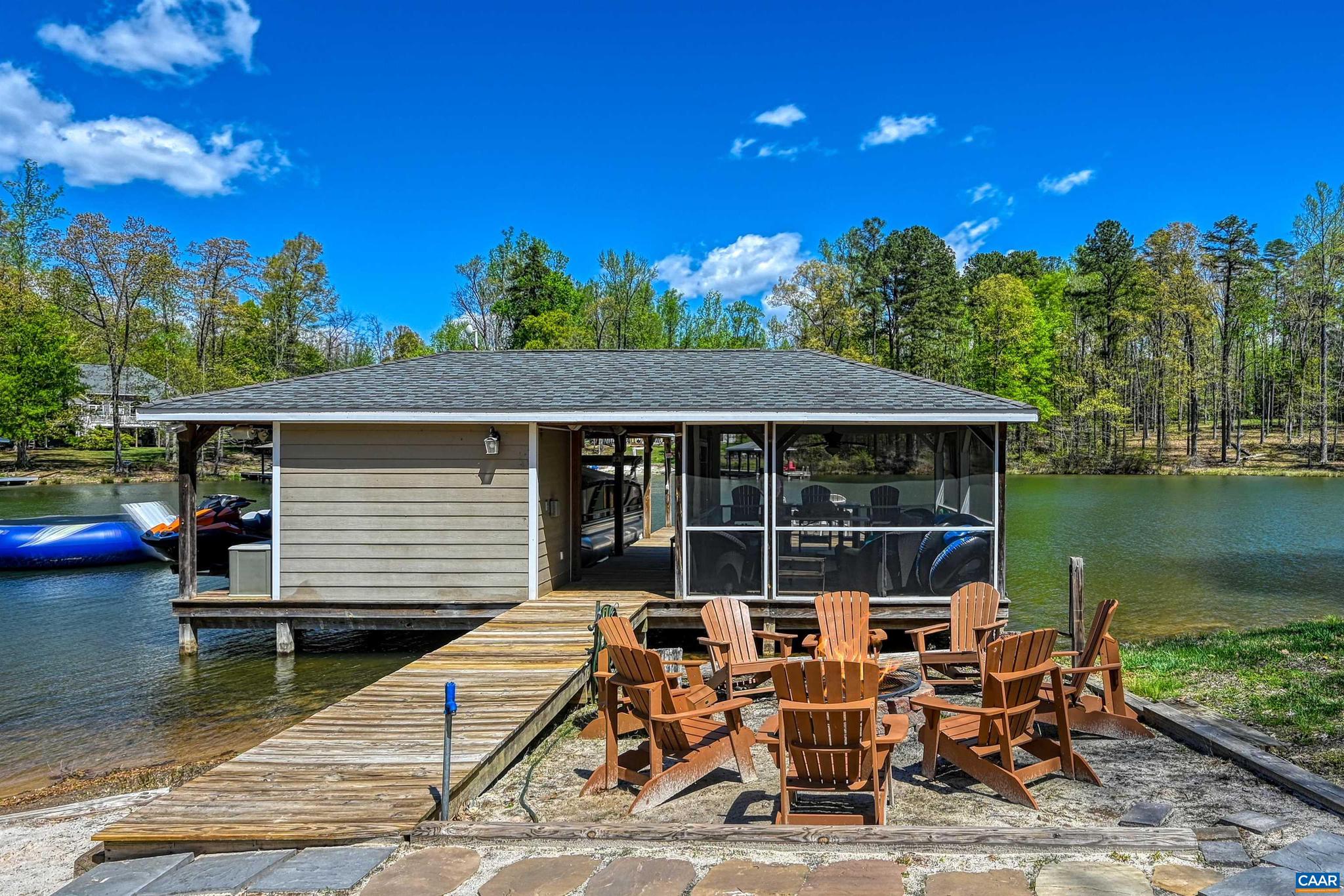 THE WATERS AT LAKE ANNA - Residential