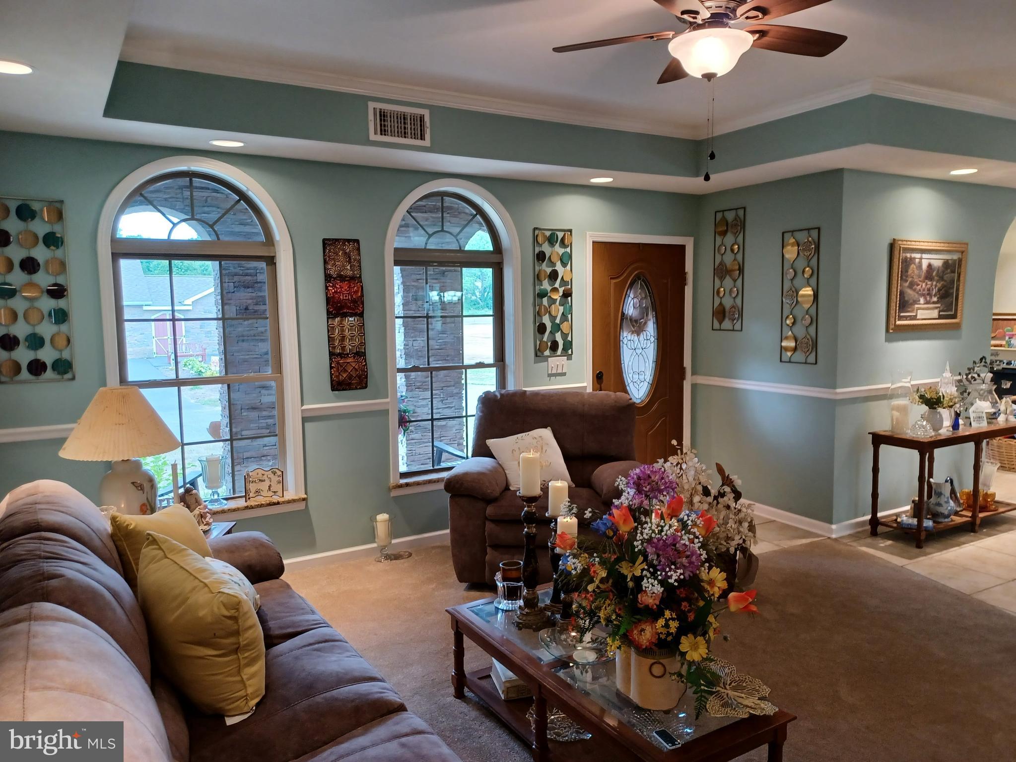 CREEKSIDE MANOR - Residential