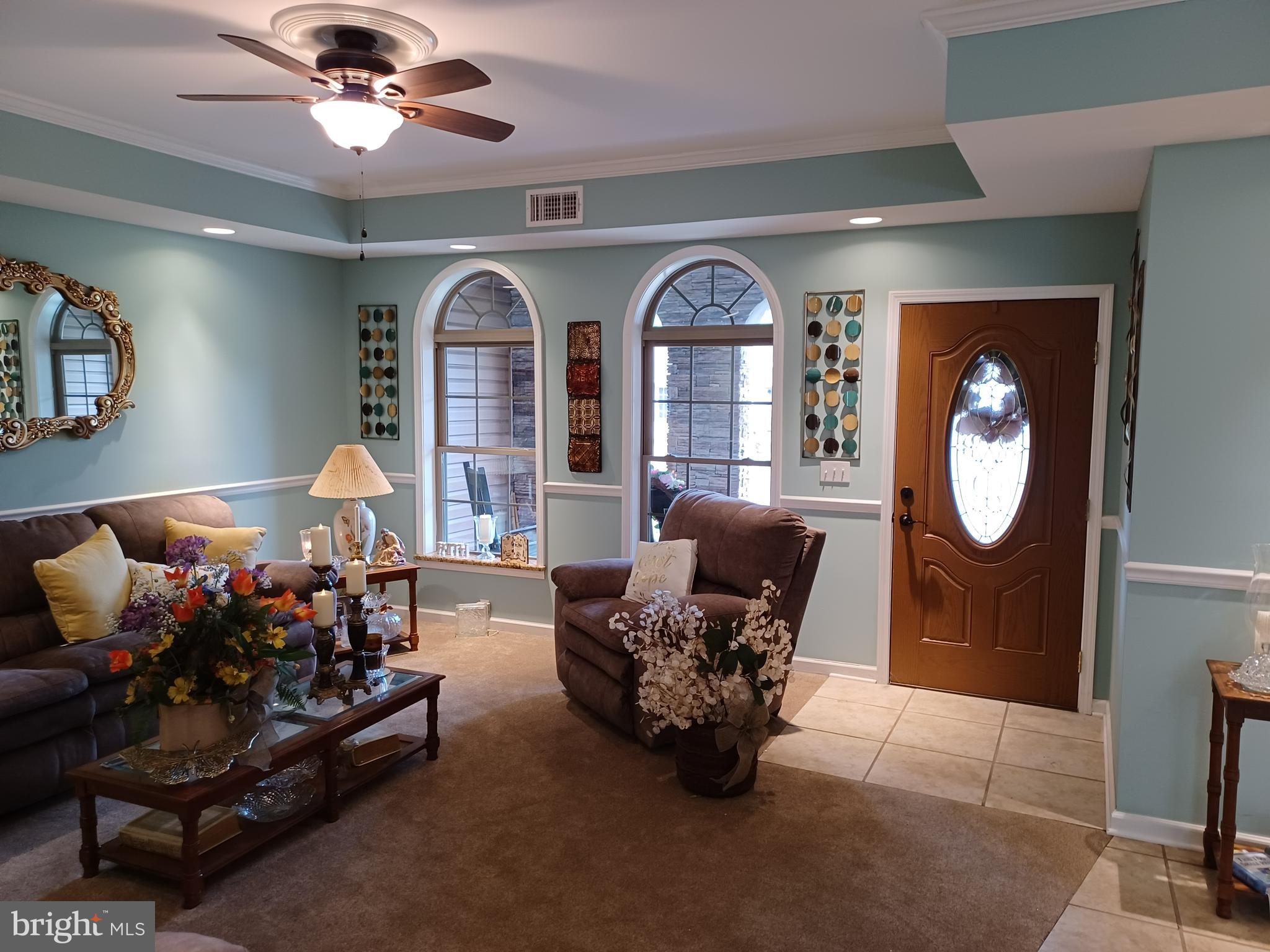 CREEKSIDE MANOR - Residential