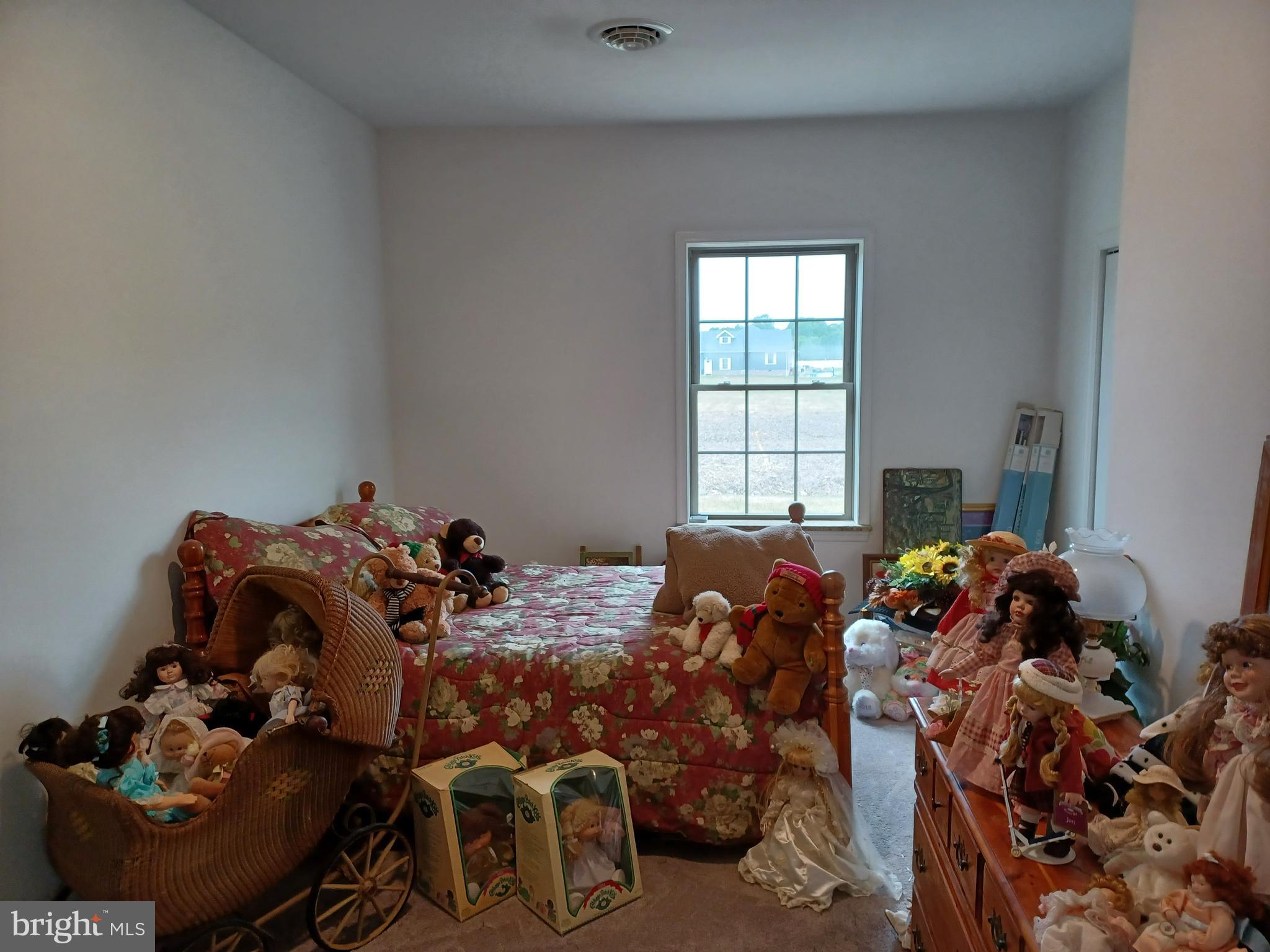 CREEKSIDE MANOR - Residential