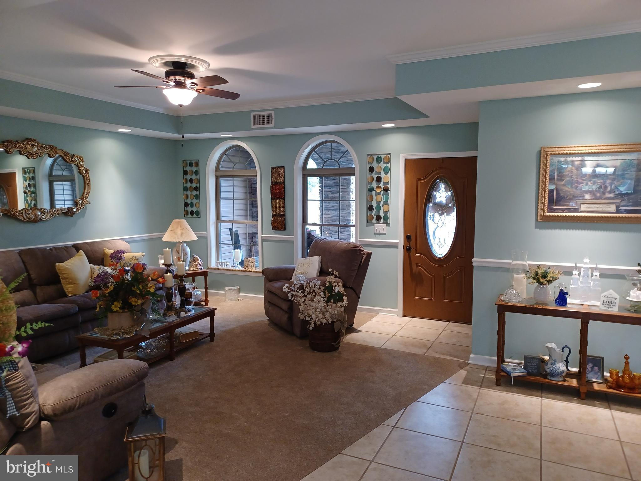 CREEKSIDE MANOR - Residential