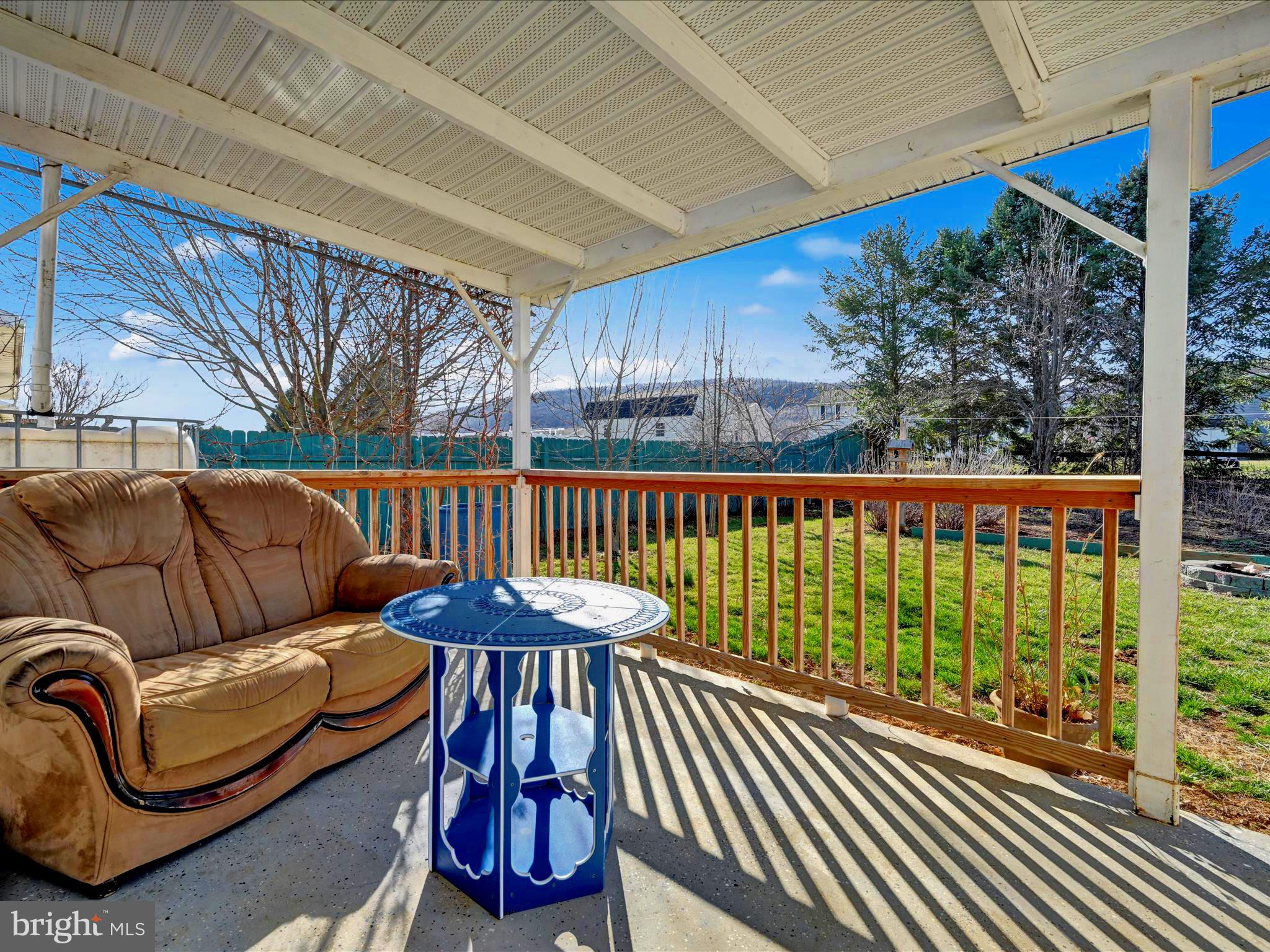 NEWBURG VILLAGE - Residential