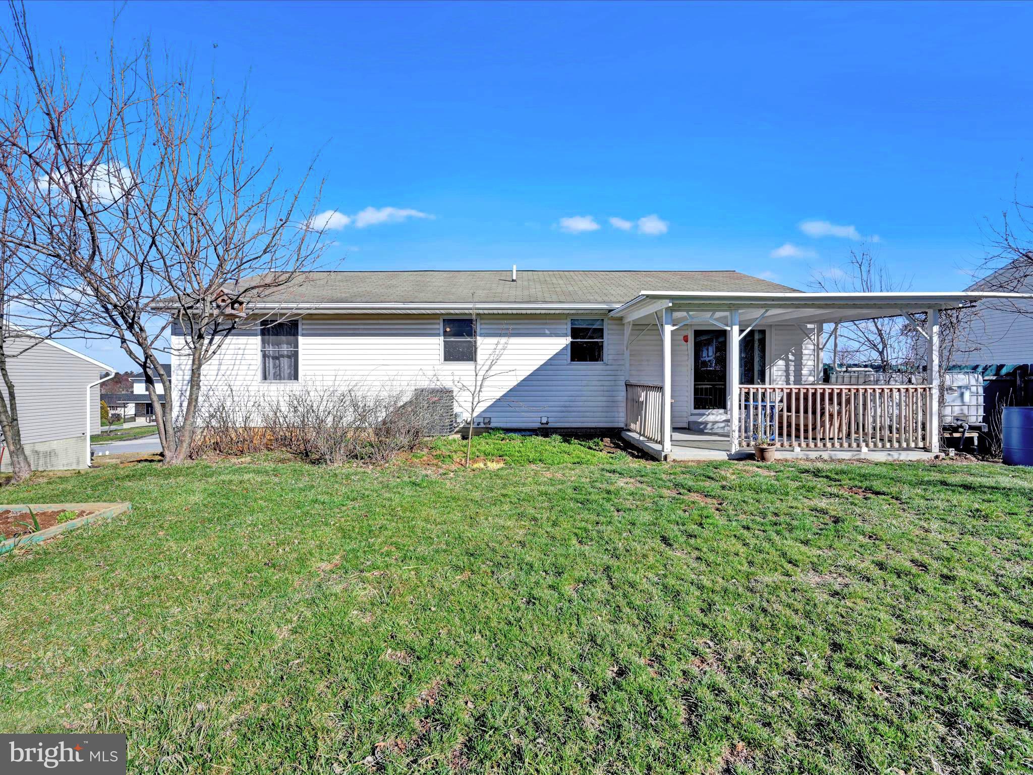 NEWBURG VILLAGE - Residential