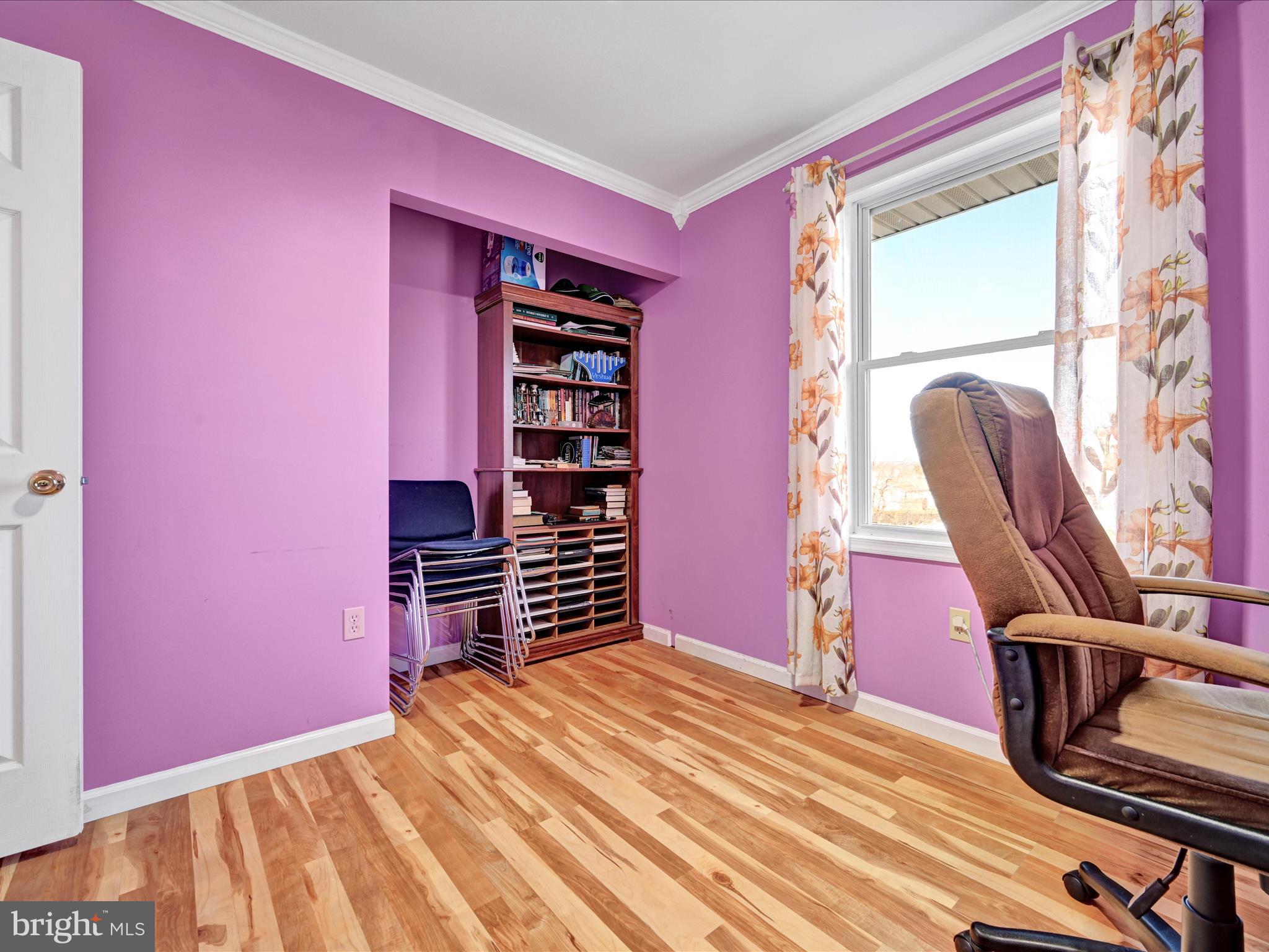 NEWBURG VILLAGE - Residential