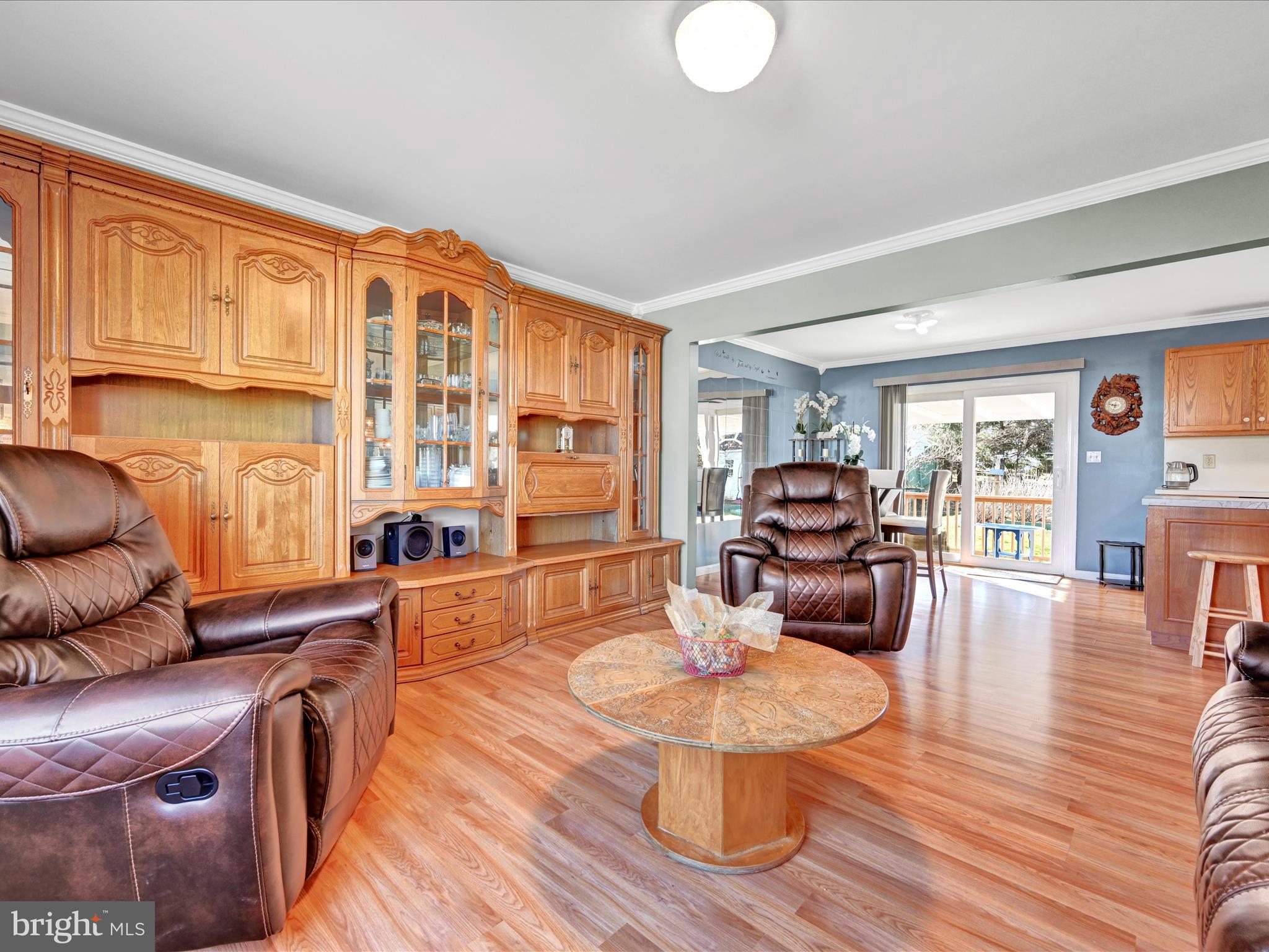 NEWBURG VILLAGE - Residential