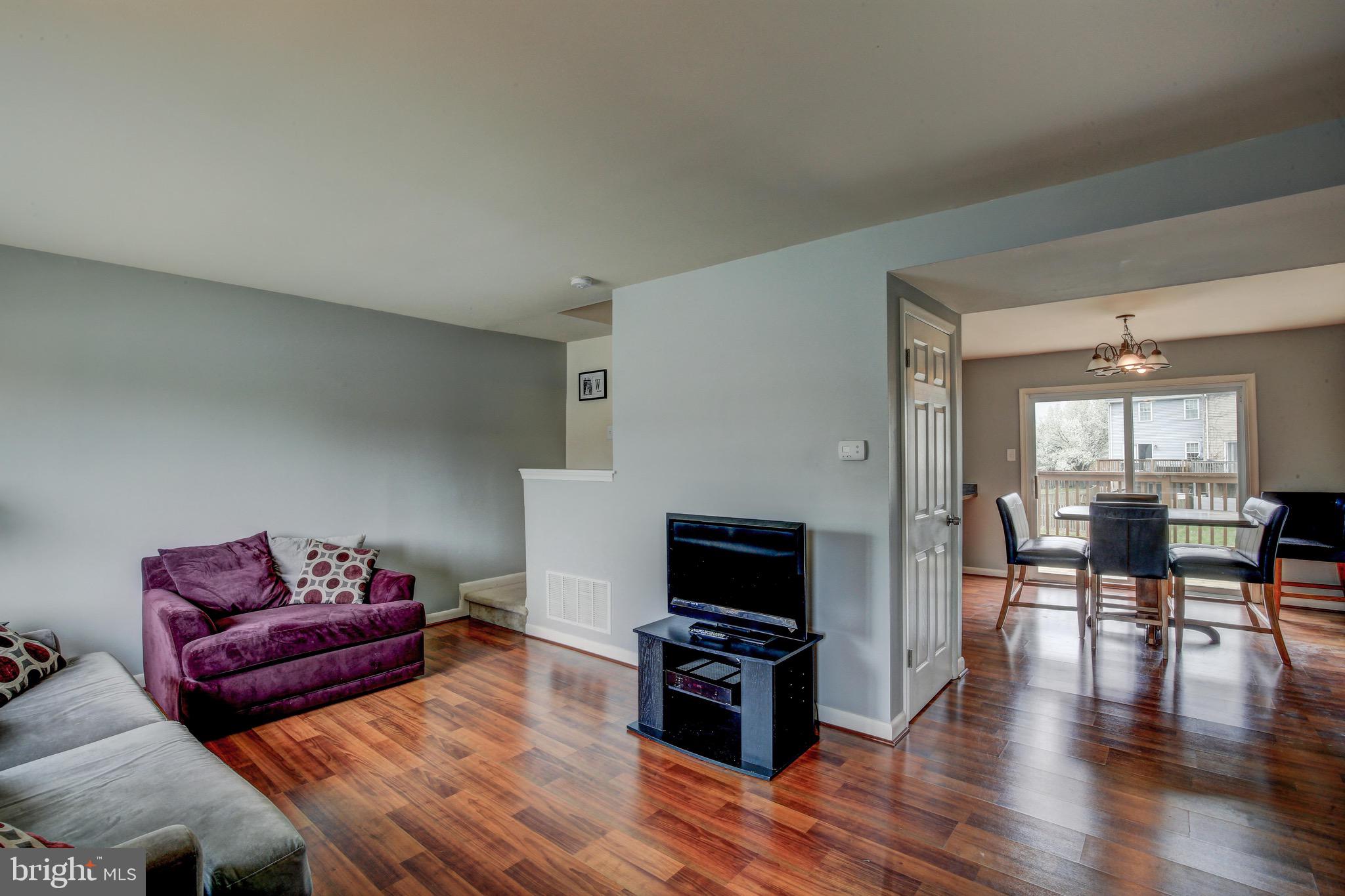 ELIZABETHS LANDING - Residential