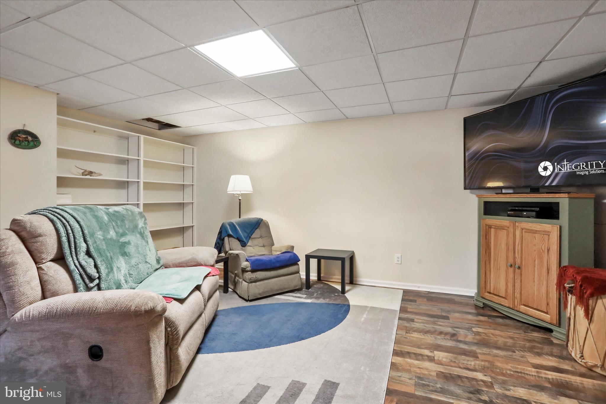 RIDGEFIELD - Residential