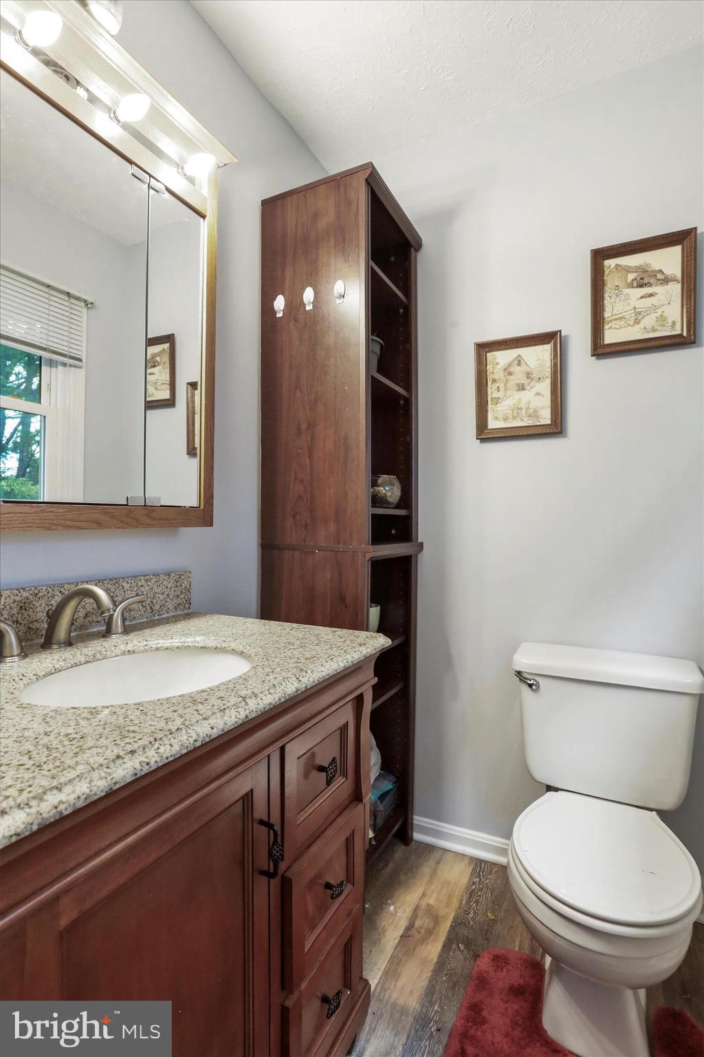 RIDGEFIELD - Residential