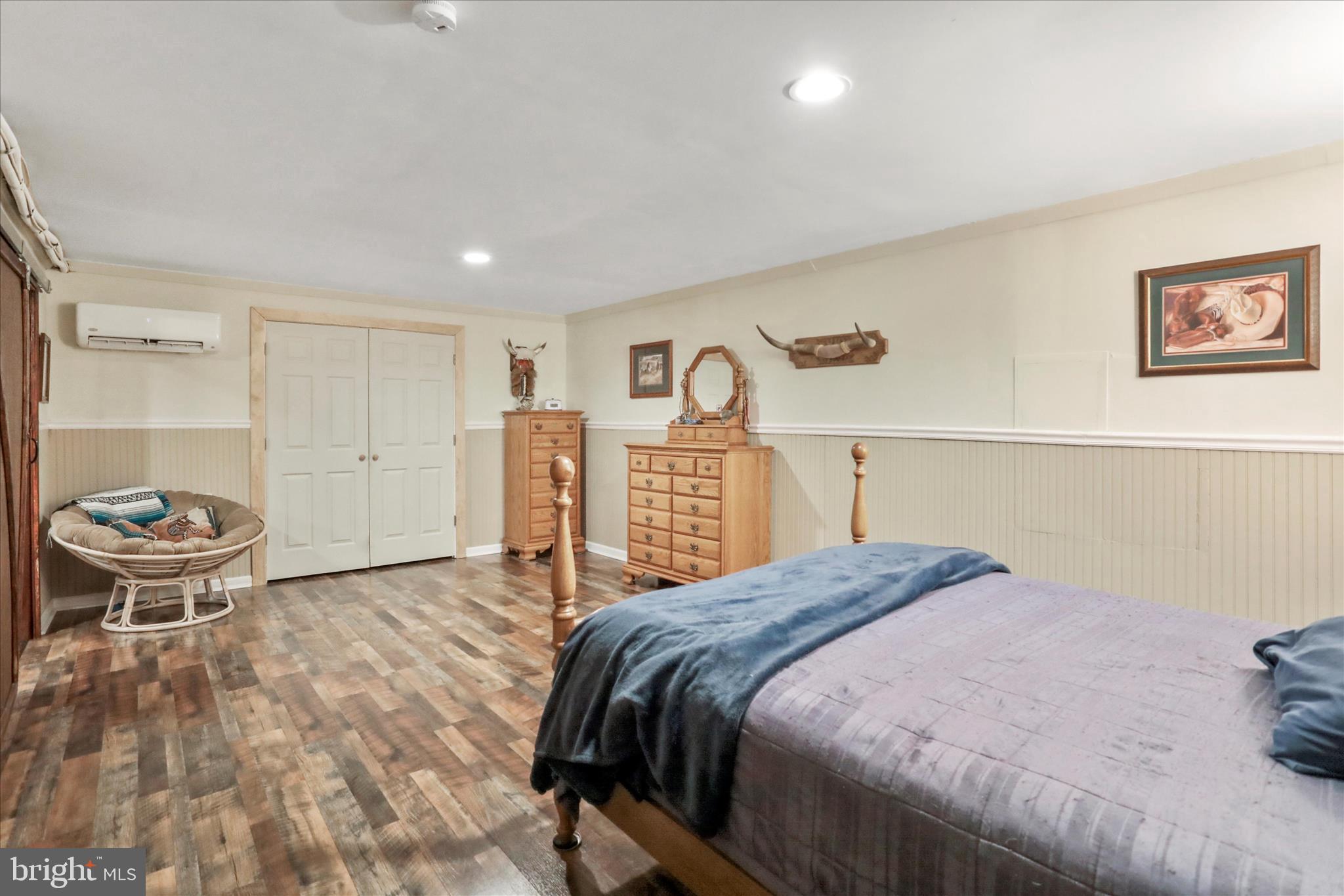 RIDGEFIELD - Residential