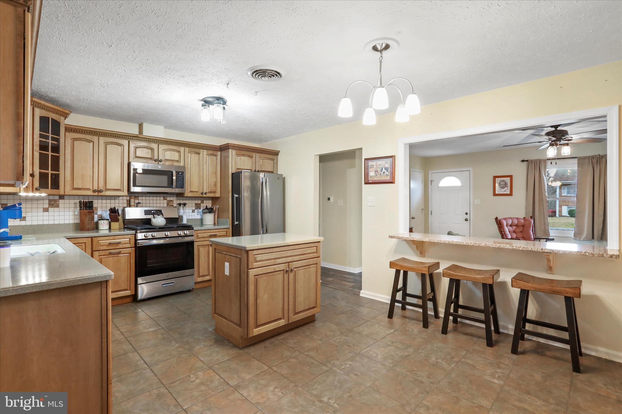 RIDGEFIELD - Residential