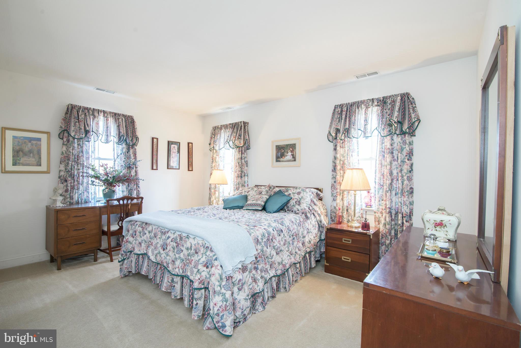 OAKLEIGH - Residential