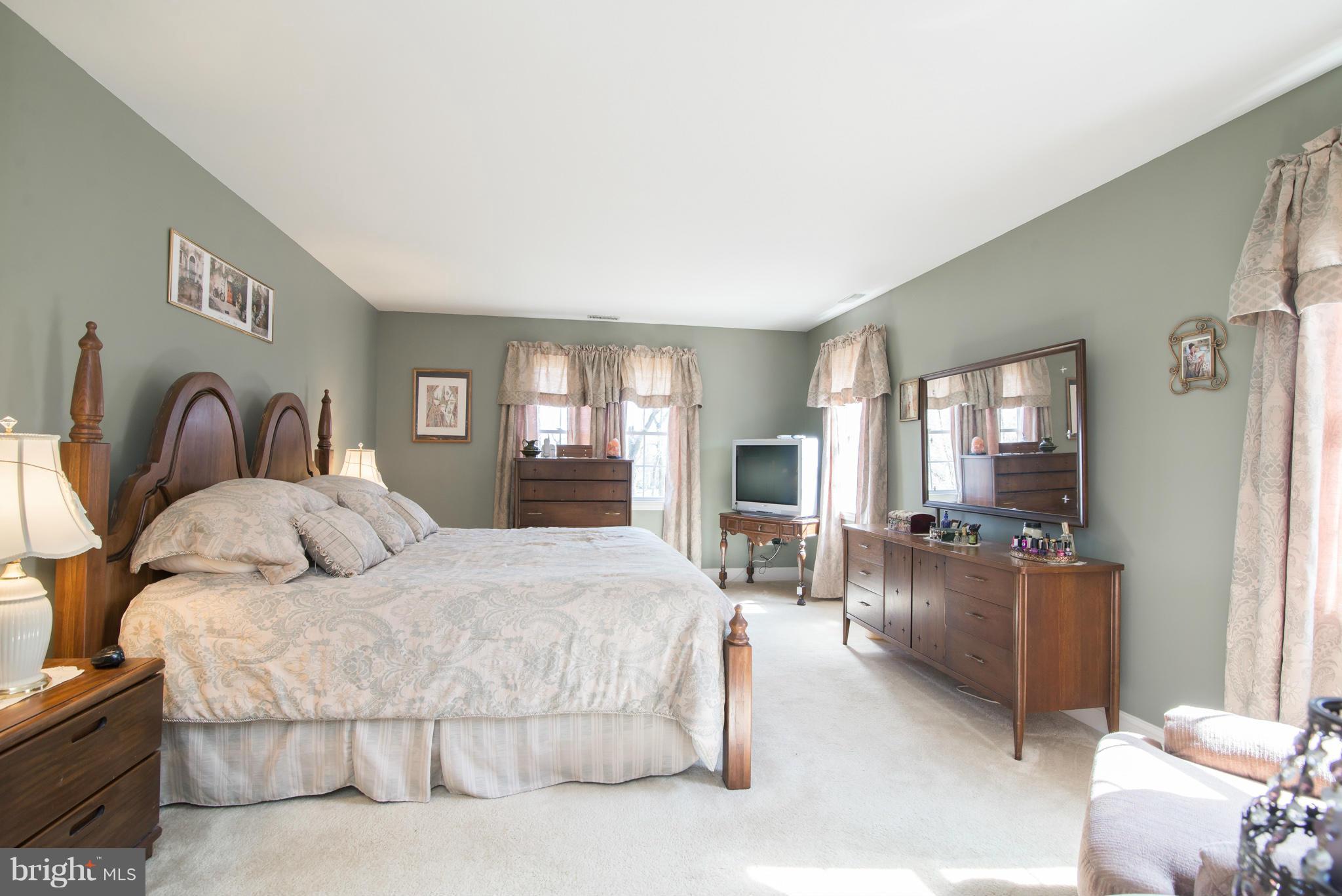 OAKLEIGH - Residential