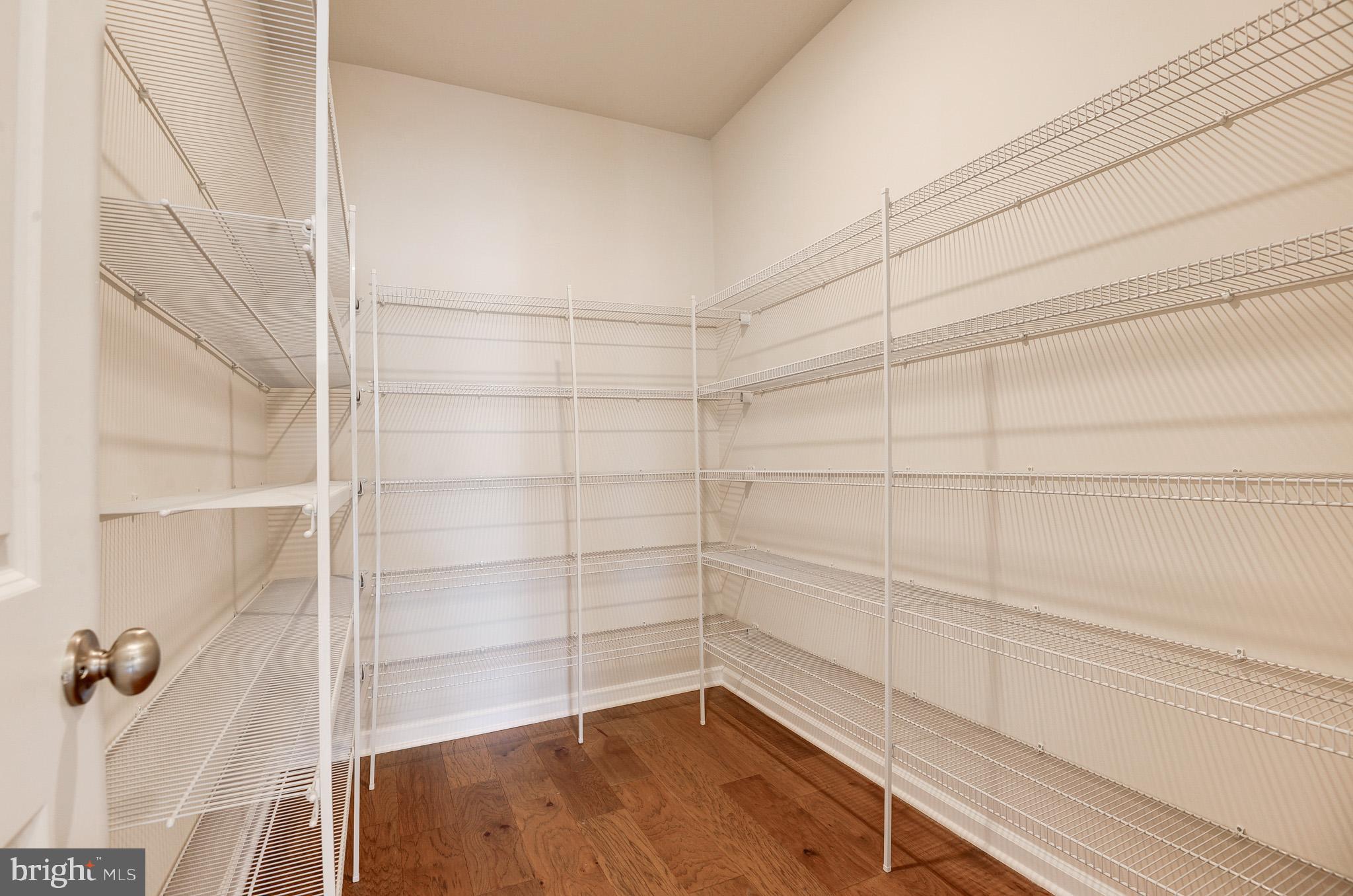 POTOMAC STATION MARKETPLACE - Residential Lease