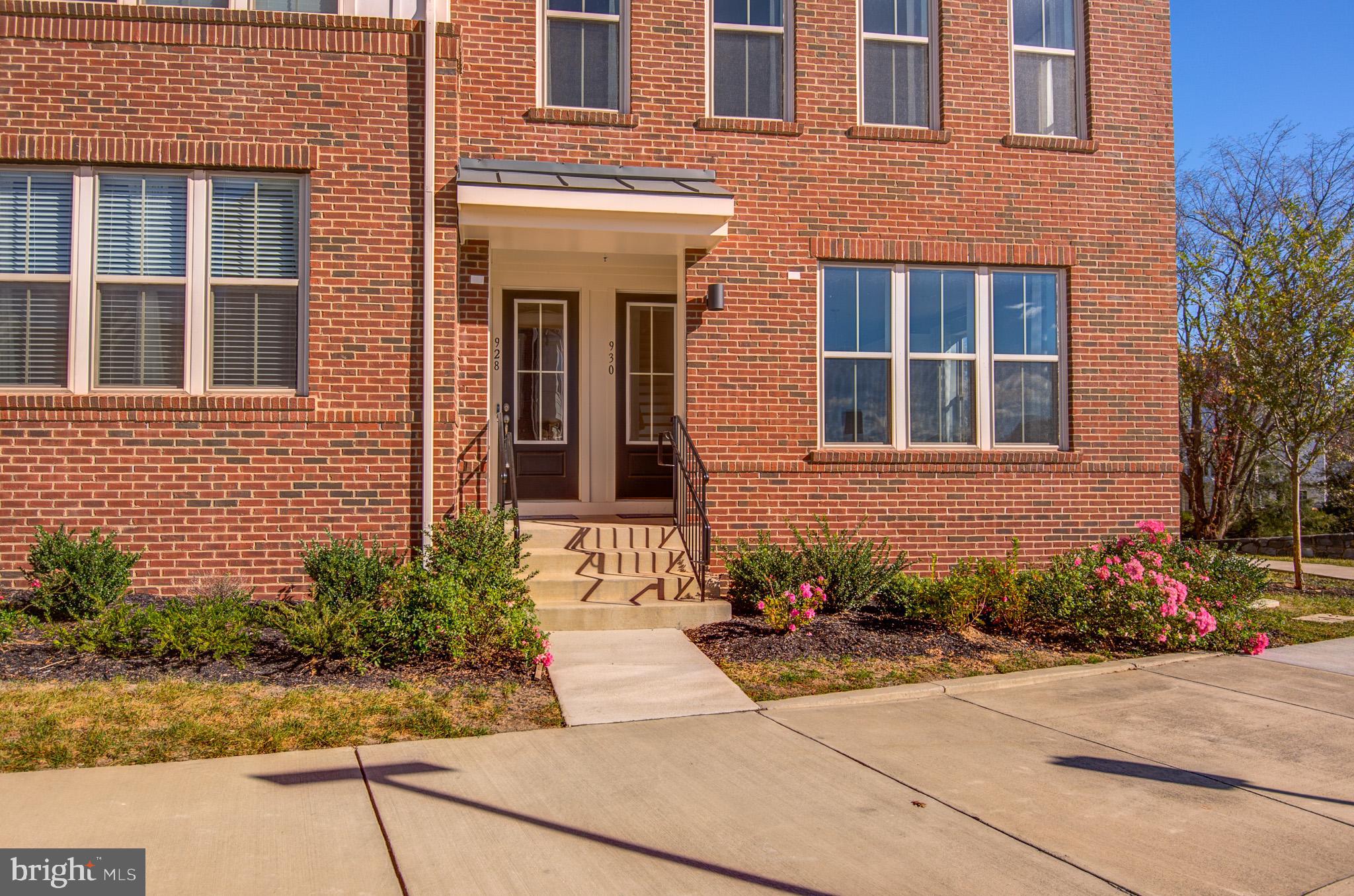 POTOMAC STATION MARKETPLACE - Residential Lease