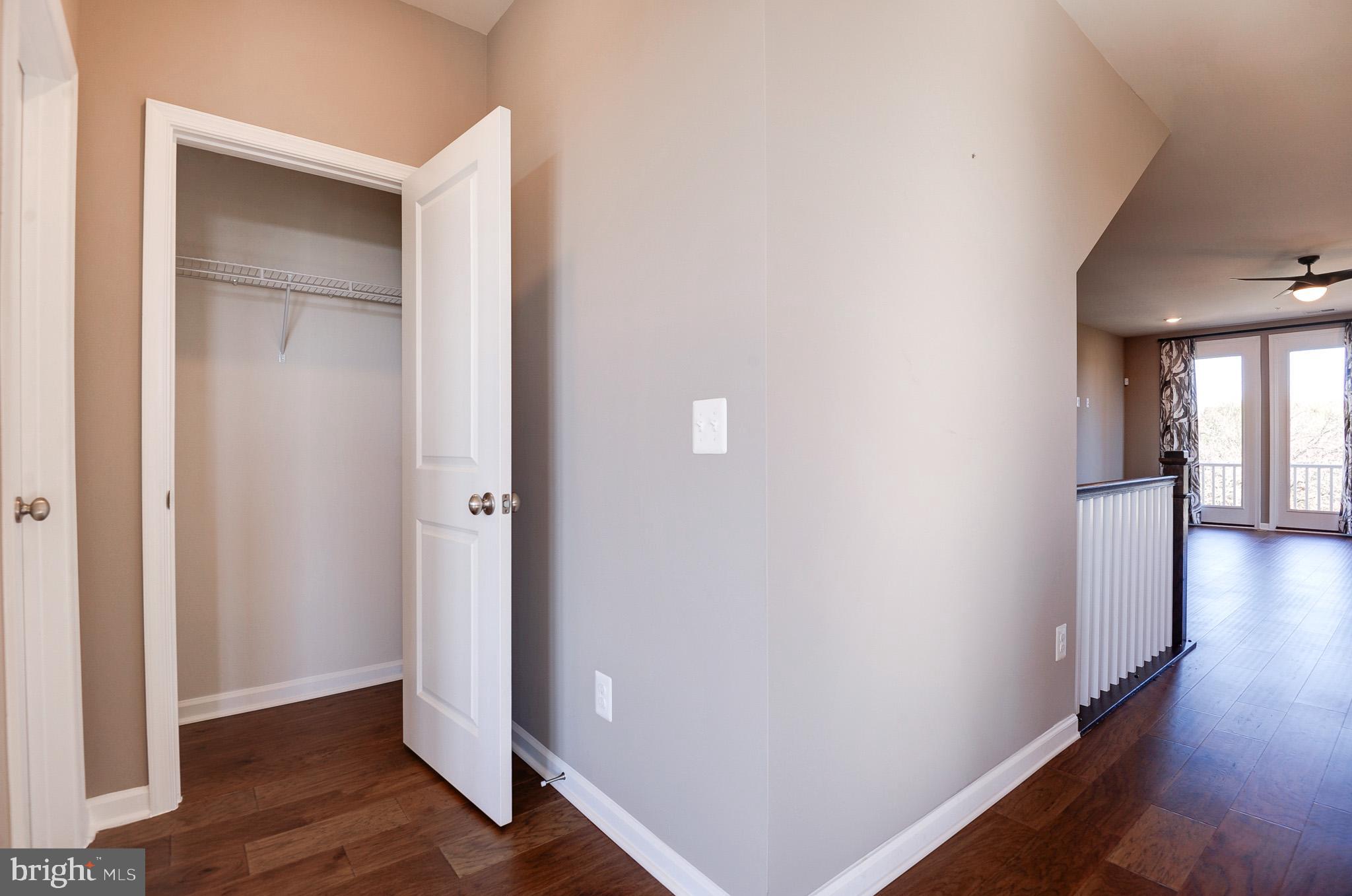 POTOMAC STATION MARKETPLACE - Residential Lease