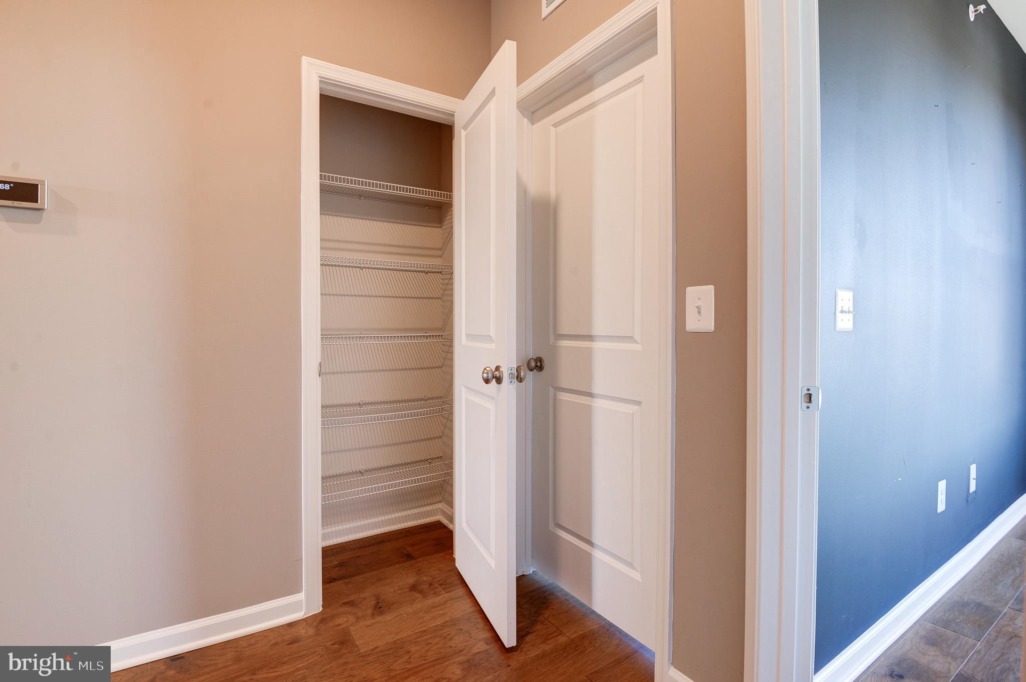 POTOMAC STATION MARKETPLACE - Residential Lease