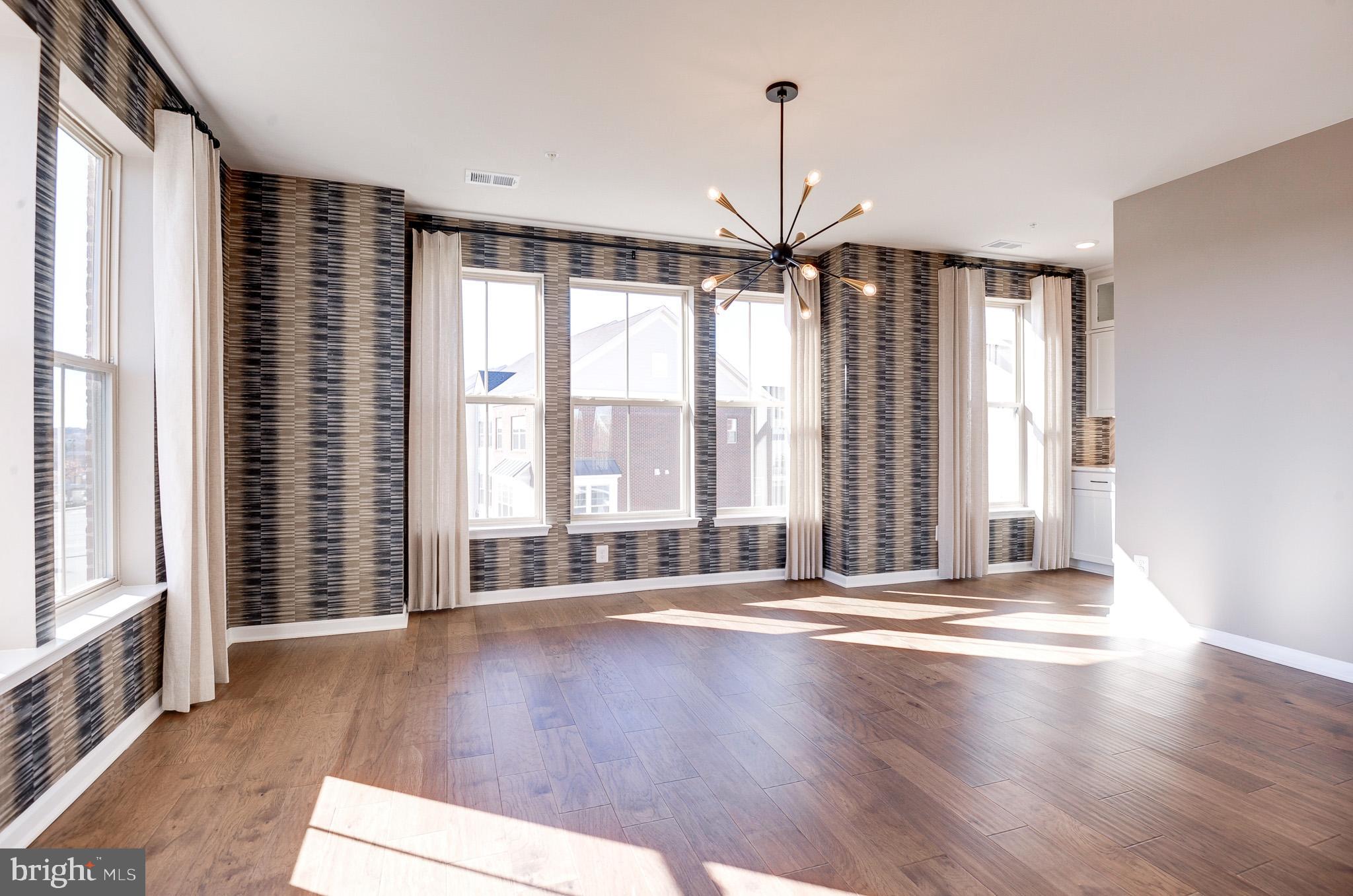 POTOMAC STATION MARKETPLACE - Residential Lease