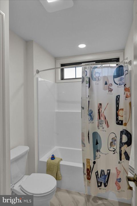 Tiny photo for 2000 Rolling Meadow Rd, LEBANON, PA 17046 (MLS # PALN2022682)