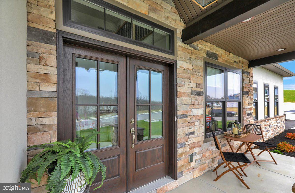 2000 ROLLING MEADOW RD