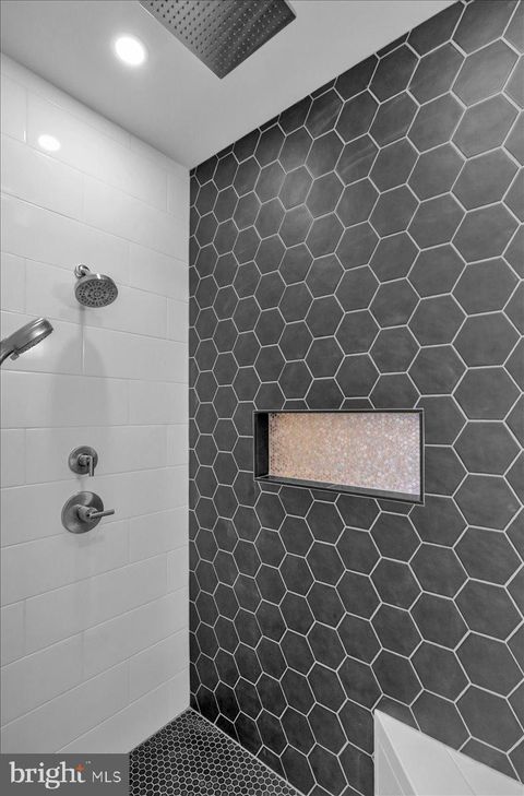 Tiny photo for 2000 Rolling Meadow Rd, LEBANON, PA 17046 (MLS # PALN2022682)