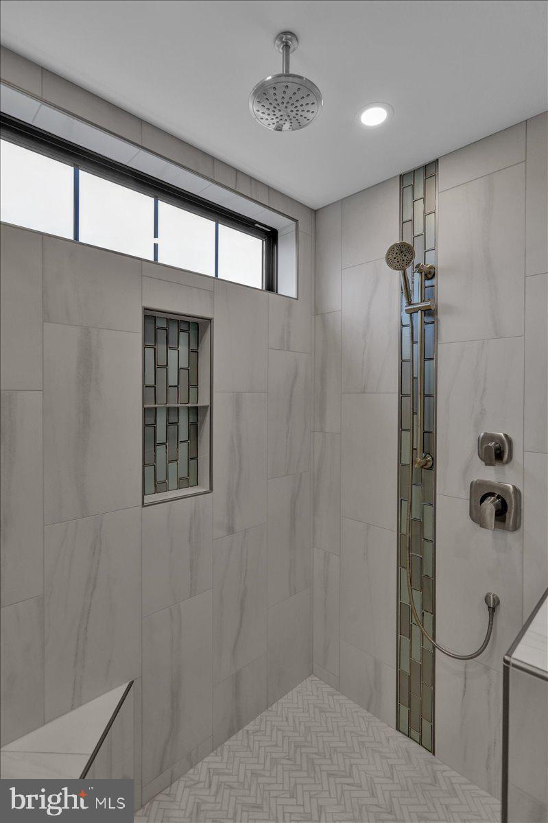 THE ESTATES AT HEARTHSIDE - Residential