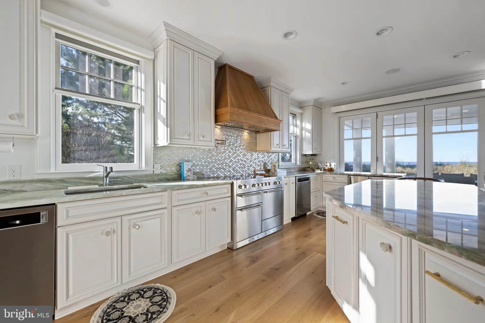 Lewes, Delaware 19958, United States, 5 Bedrooms Bedrooms, ,5 BathroomsBathrooms,Residential,Active,233221