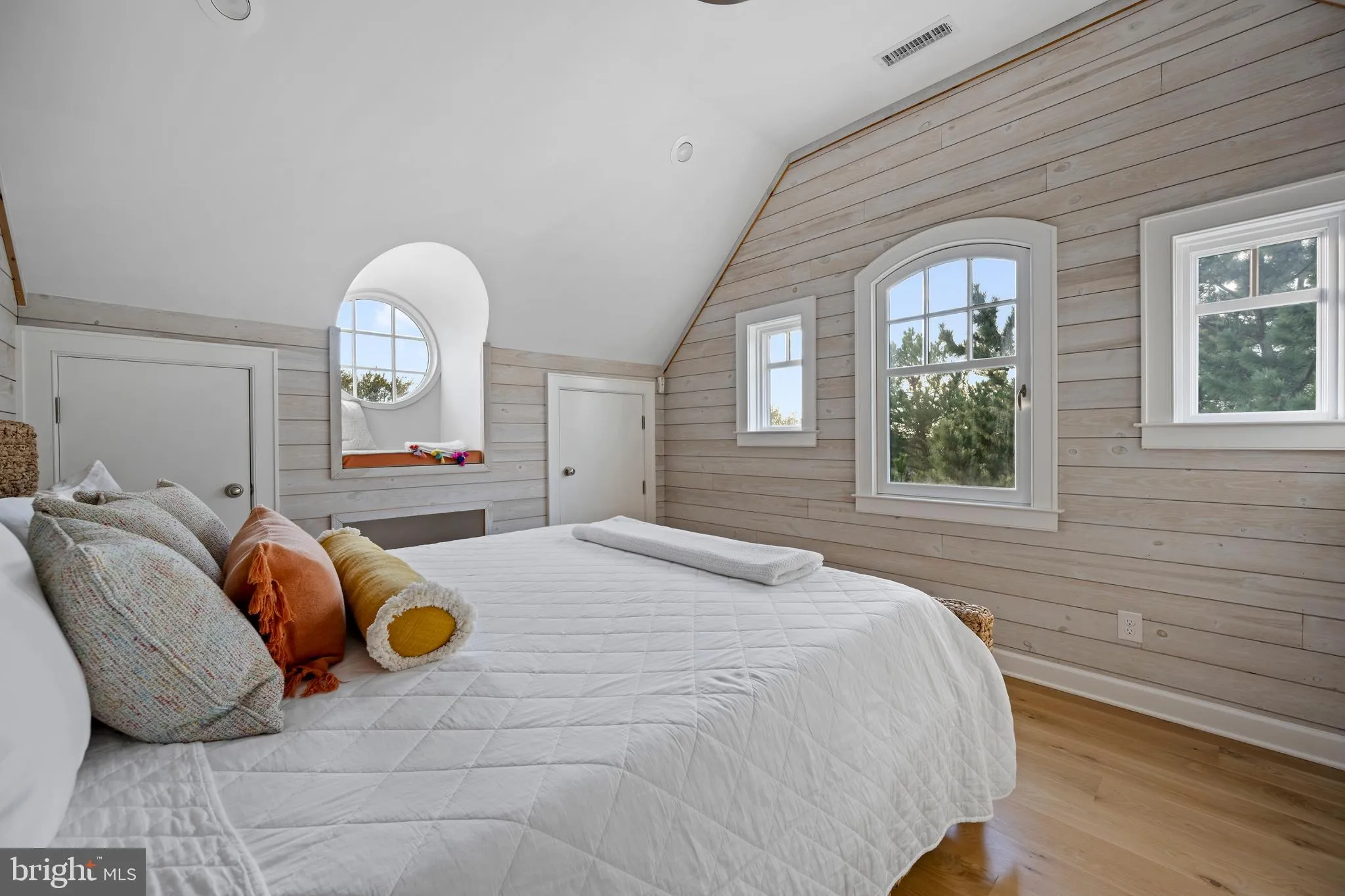 Lewes, Delaware 19958, United States, 5 Bedrooms Bedrooms, ,5 BathroomsBathrooms,Residential,Active,233221