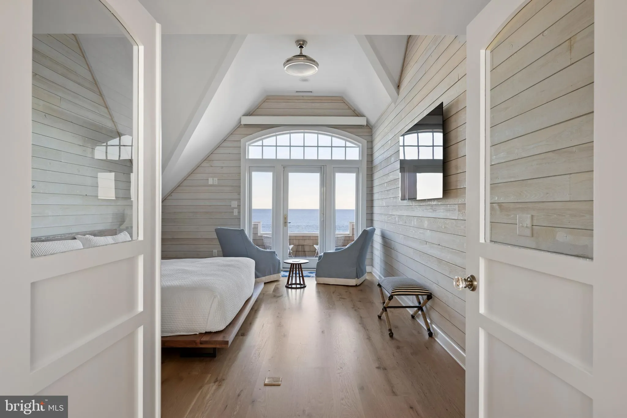 Lewes, Delaware 19958, United States, 5 Bedrooms Bedrooms, ,5 BathroomsBathrooms,Residential,Active,233221